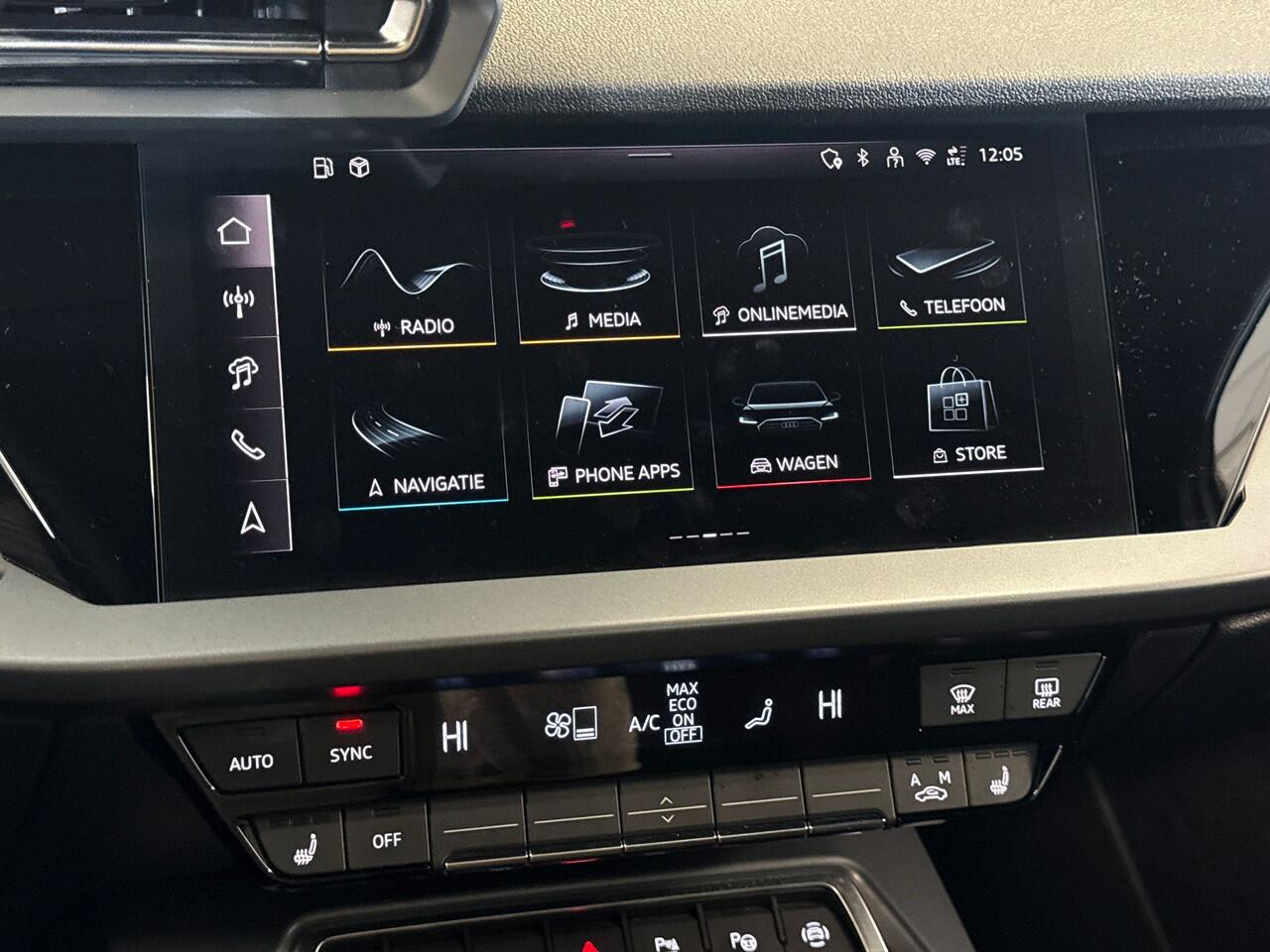 Audi A3 SPORTBACK 35 150pk TFSI S edition Sportstoelen zwarte stof | Achteruitrijcamera | Stoelverwarming voorin