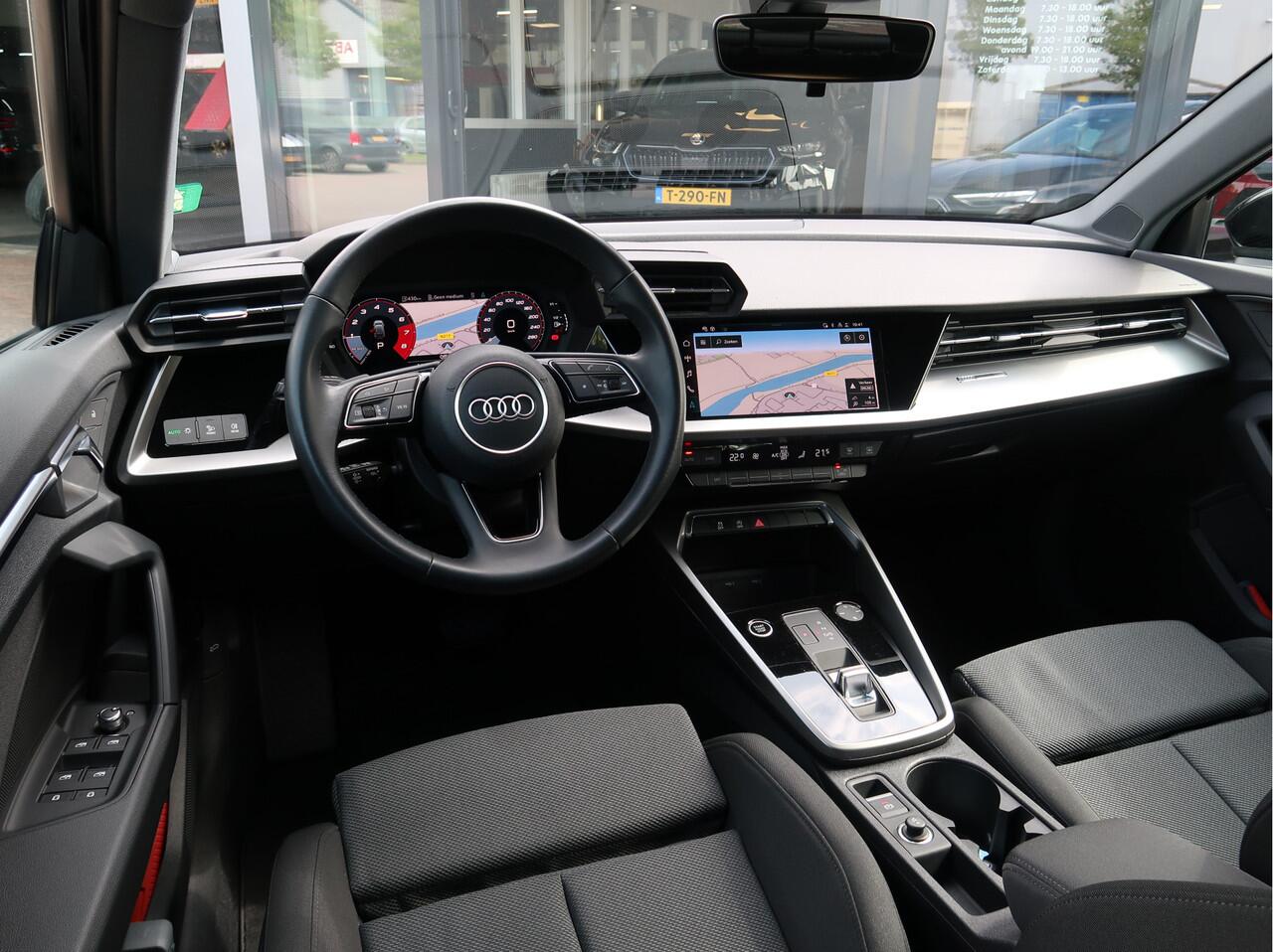 Audi A3 SPORTBACK 30 TFSI Advanced edition | virtual | comf stoel | navi | acc |