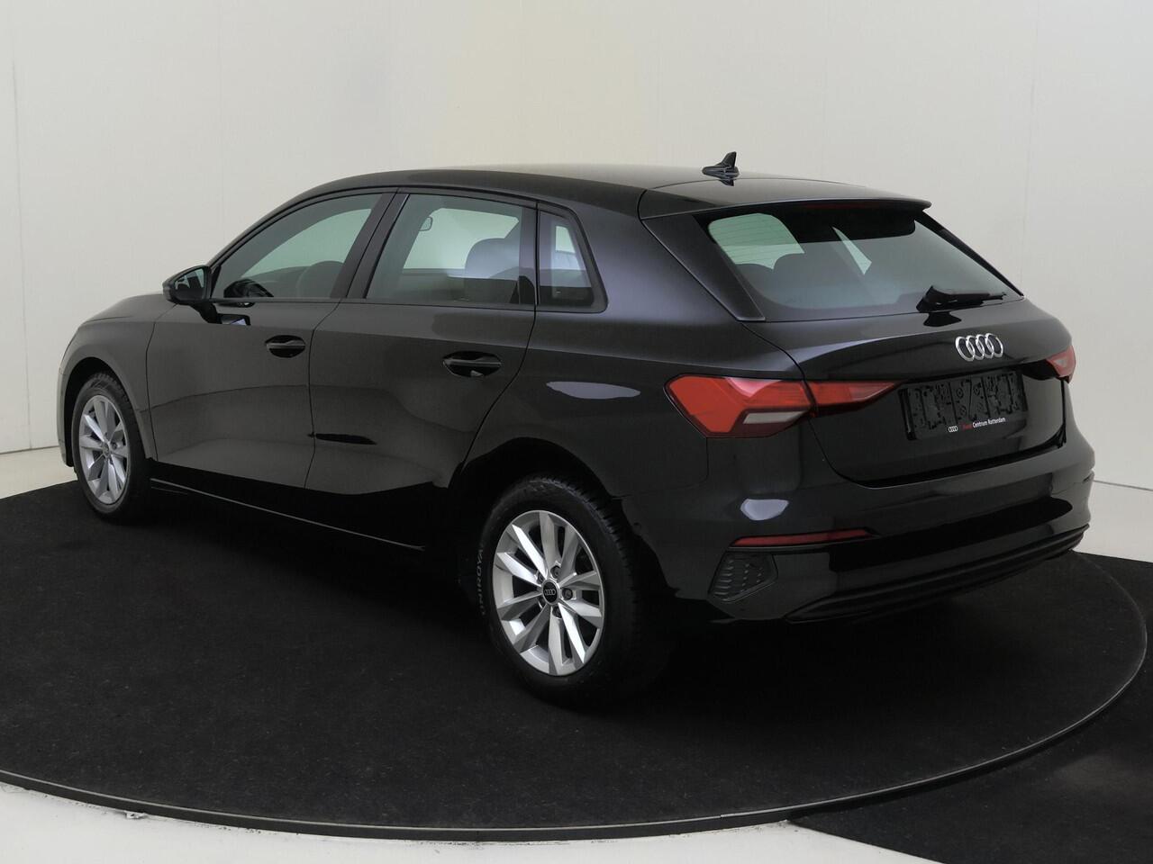 Audi A3 SPORTBACK 30 TFSI Pro Line | Parkeerassistent | Stoelverwarming | Keyless | Navigatie Plus | Parkeersensoren | Cruise control | Digital cockpit | CarPlay |