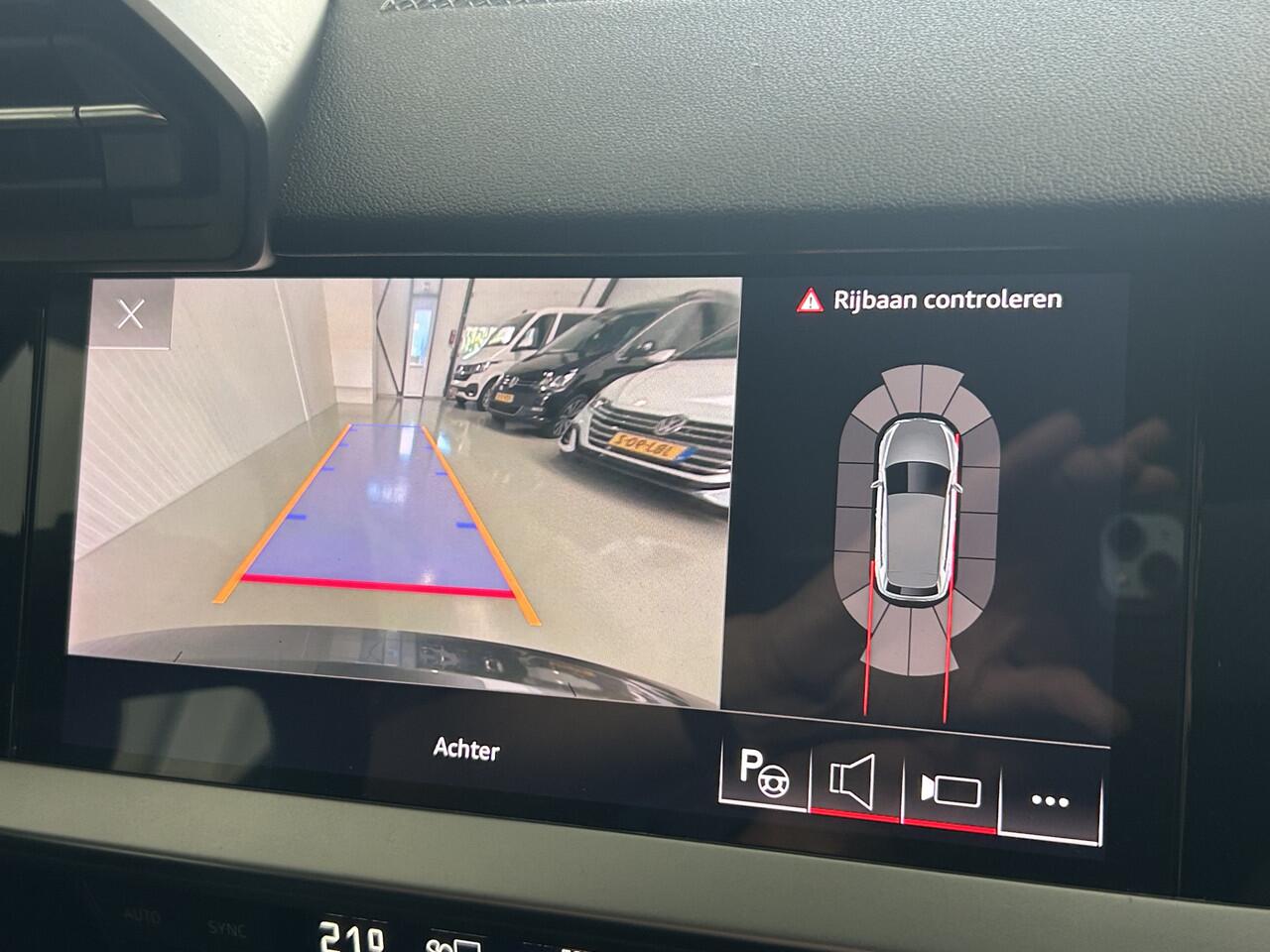 Audi A3 SPORTBACK 35TFSI 150pk S-tronic | S-edition | Pano dak