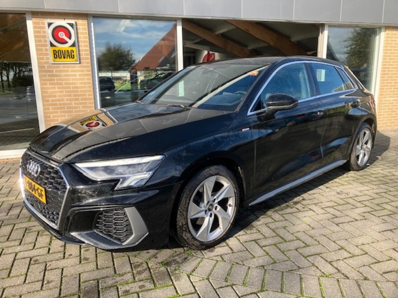 Audi A3 SPORTBACK 35 TFSI S-Line edition