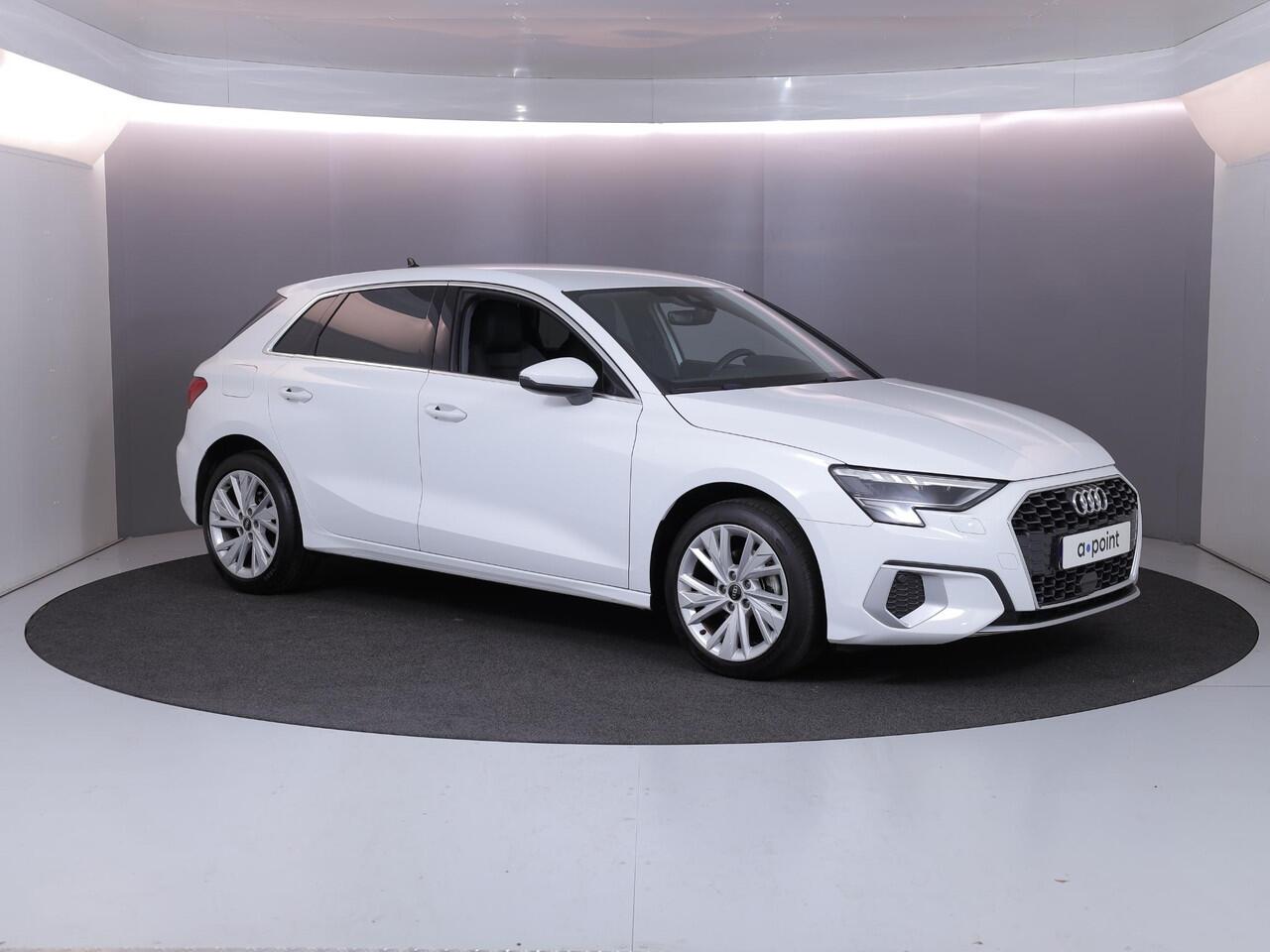 Audi A3 SPORTBACK 30 TFSI Advanced edition 110 pk S-tronic | Navigatie | Parkeersensoren achter | Autom. airco | LED koplampen | Apple Carplay/Android Auto |