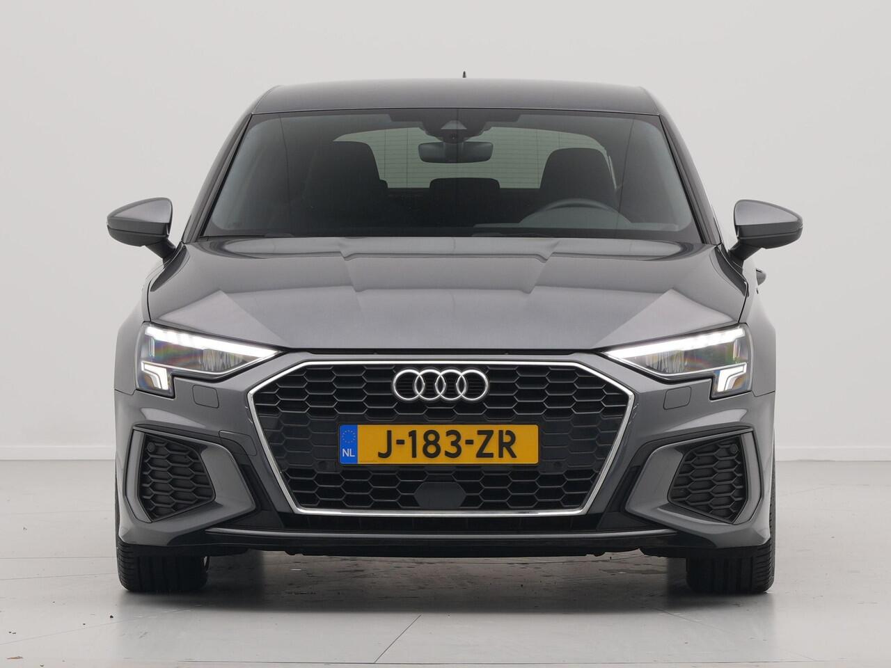 Audi A3 SPORTBACK 35 TFSI 150pk S-tronic S-line Navigatie Carplay Parkassist Stoelverwarming Pdc Acc 63