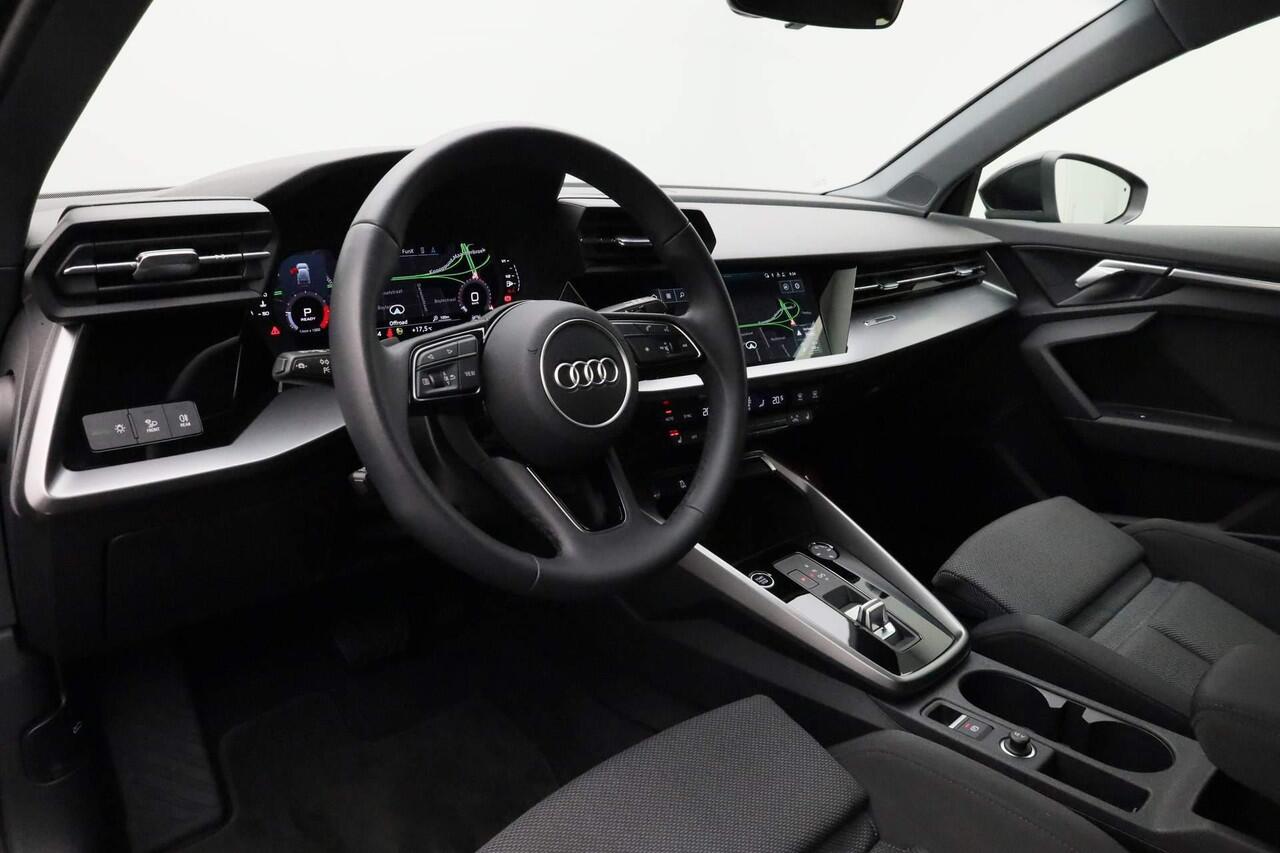 Audi A3 SPORTBACK 35 TFSI 150 pk S-tronic Advanced edition / S-Line | Navigatie | Stoelverwarming | Parkeersensoren achter | Cruise Control