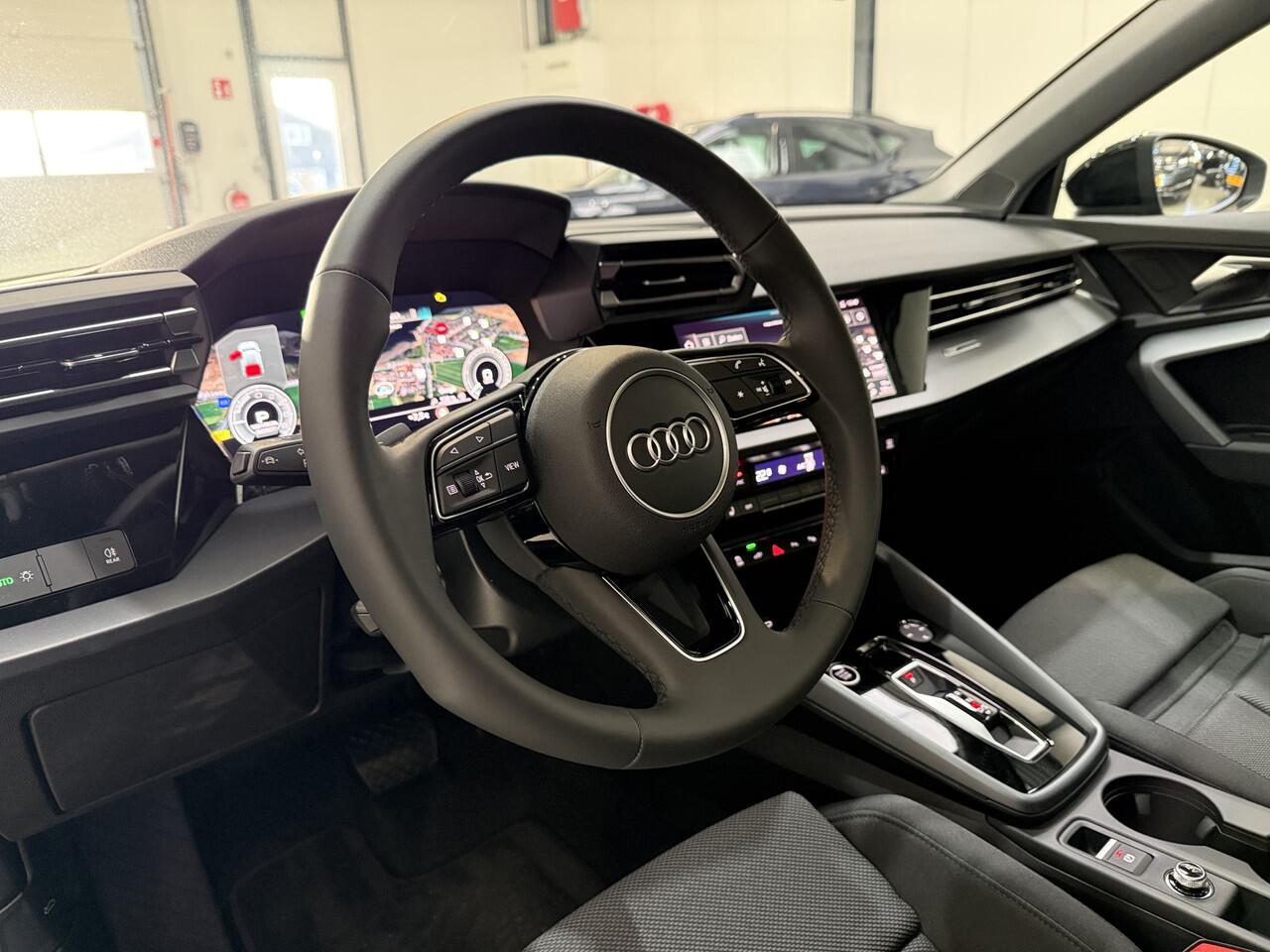 Audi A3 SPORTBACK 45 TFSI e 272pk S edition | Pano dak | Zwart optiek | ACC