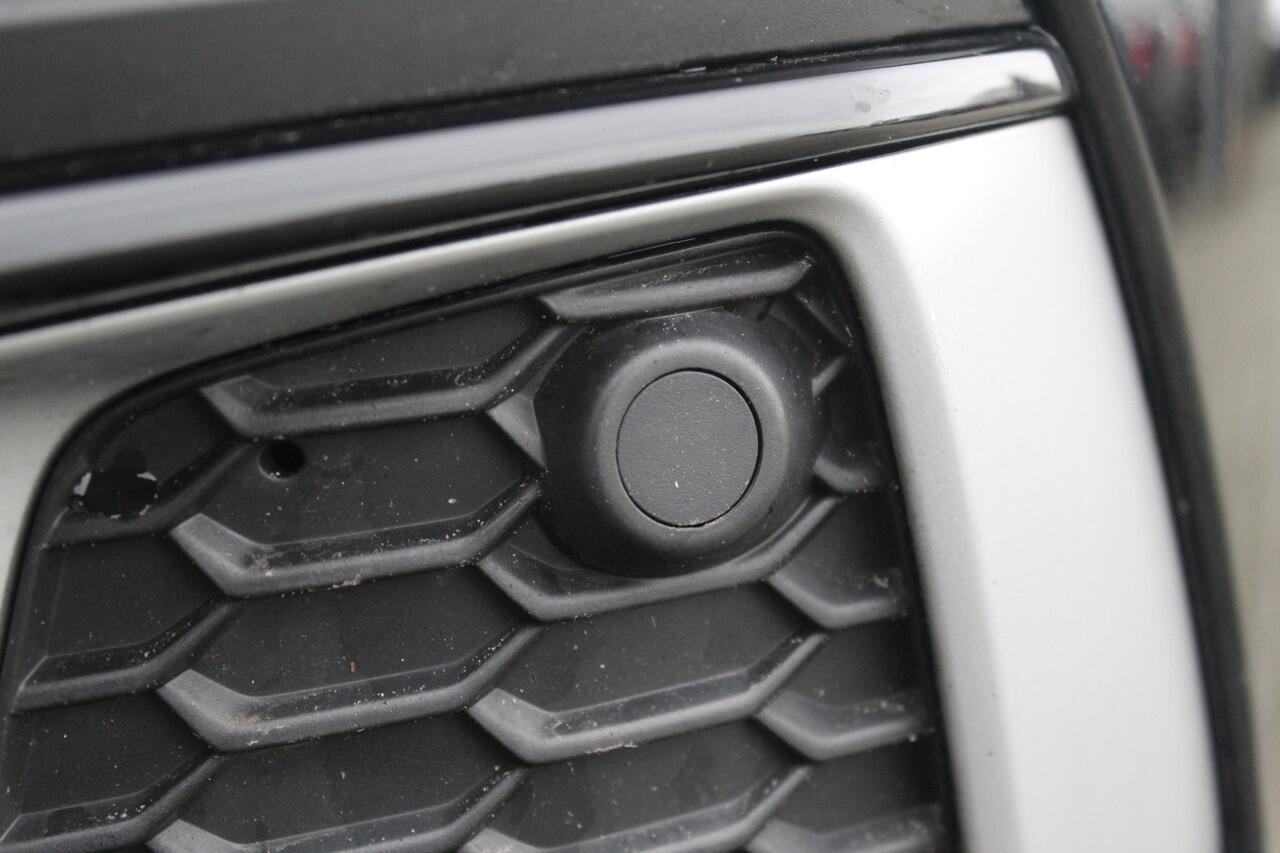 Audi A3 SPORTBACK 40 TFSI e Advanced edition | Incl. 12 maanden garantie | SOH 99% | Apple CarPlay | Sportstoelen | DAB | Bang & Olufsen | Zwarte hemel | Cruise control | Climate control | LED koplampen | Virtueel dashboard | Nederlandse auto |