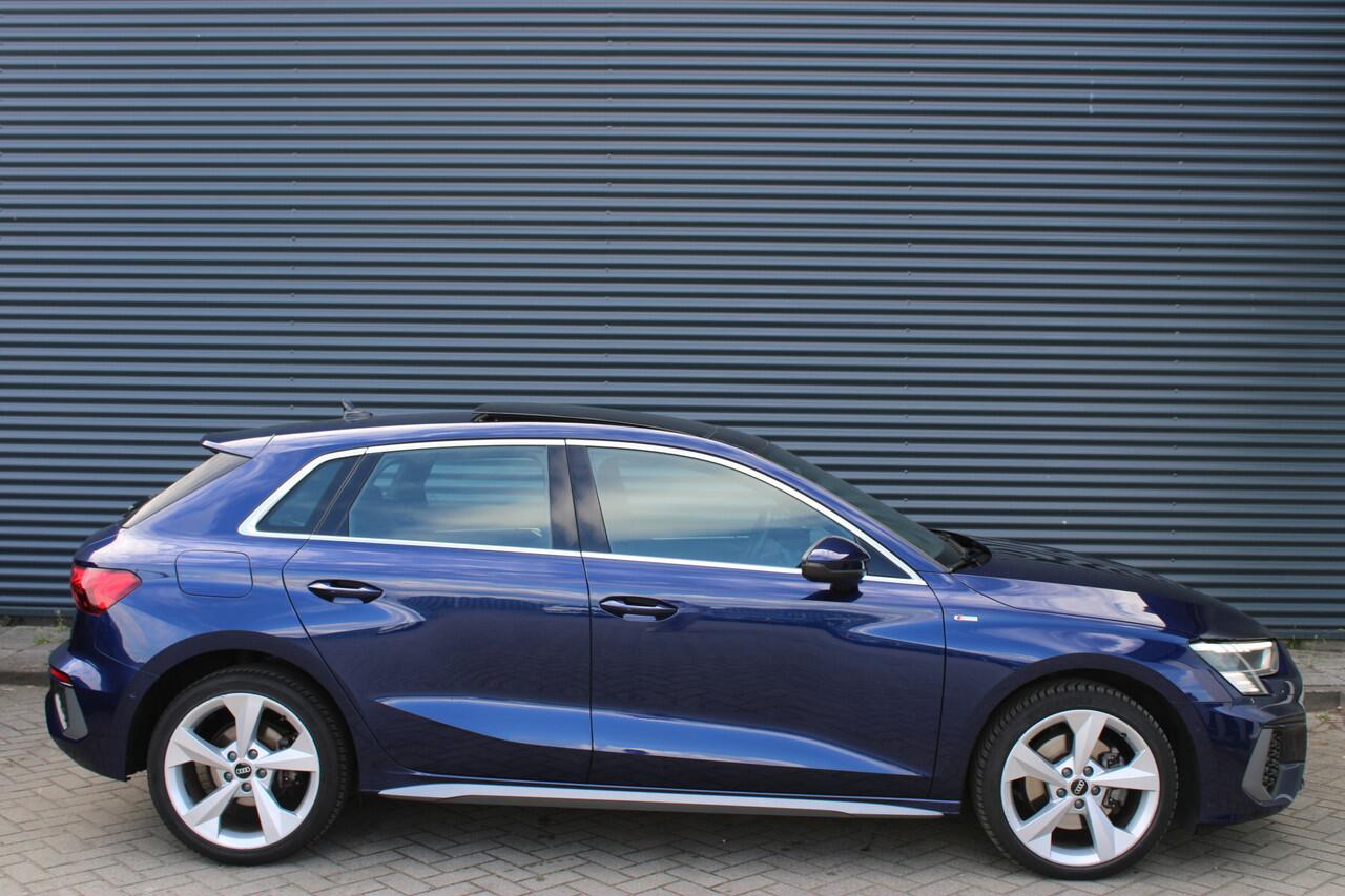 Audi A3 SPORTBACK 40 TFSI e S-Line Panoramadak Adaptive-Cruis Virtual-Cockpit