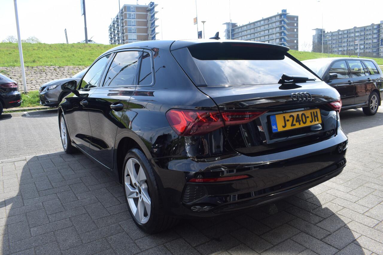 Audi A3 SPORTBACK 30 TFSI Business edition Sportstoelen Apple Carplay