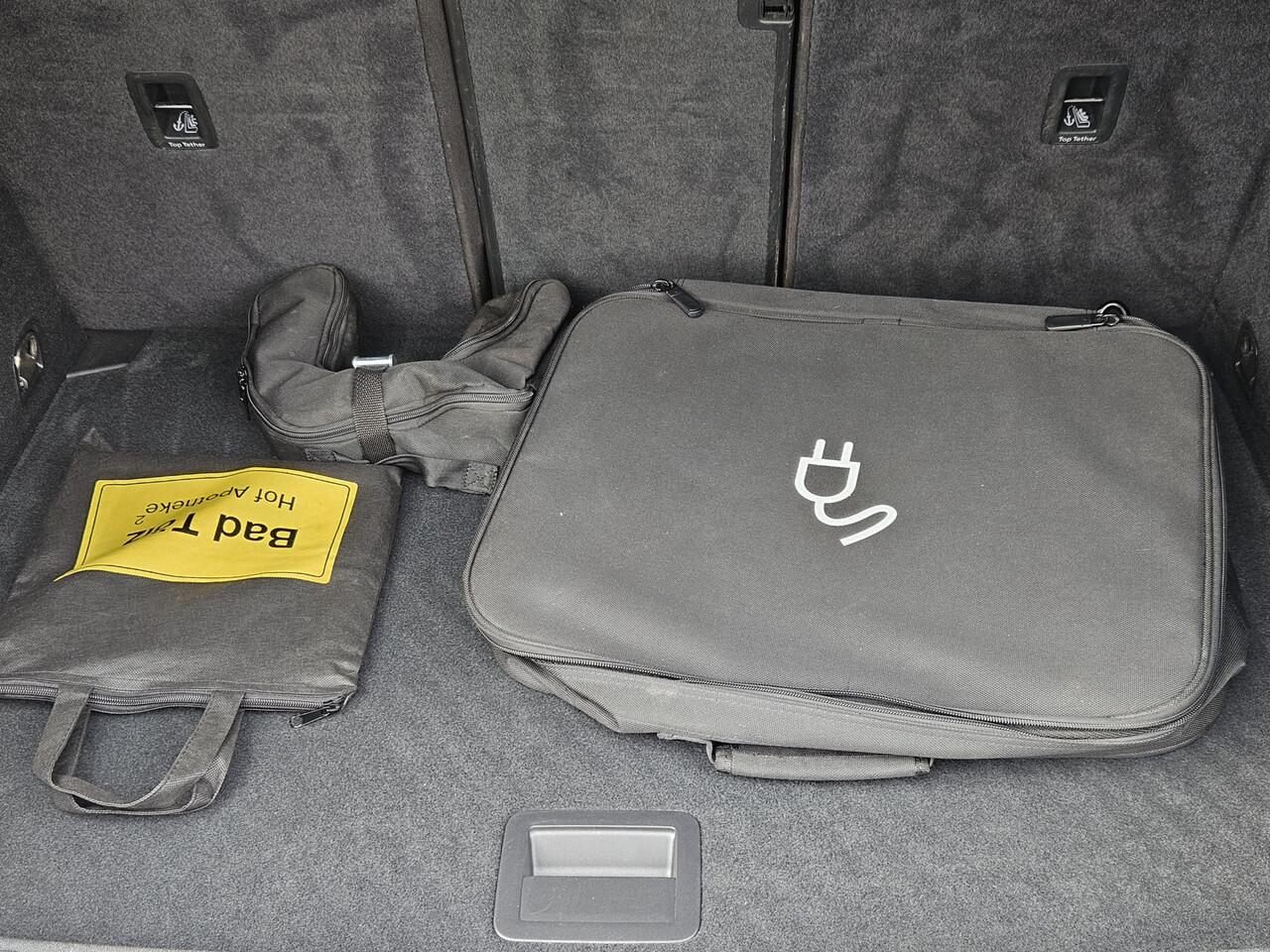 Audi A3 SPORTBACK 45 TFSI e S edition Competition + 3x S-LINE + MATRIX + KEYLESS