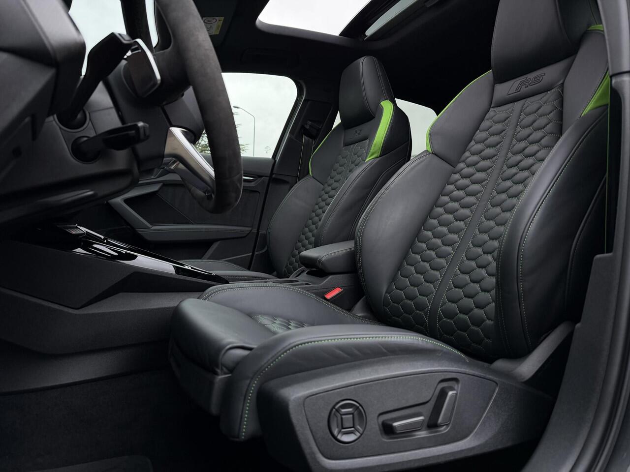 Audi A3 SPORTBACK 2.5 TFSI RS3 quattro RS DYNAMIC-PAKKET