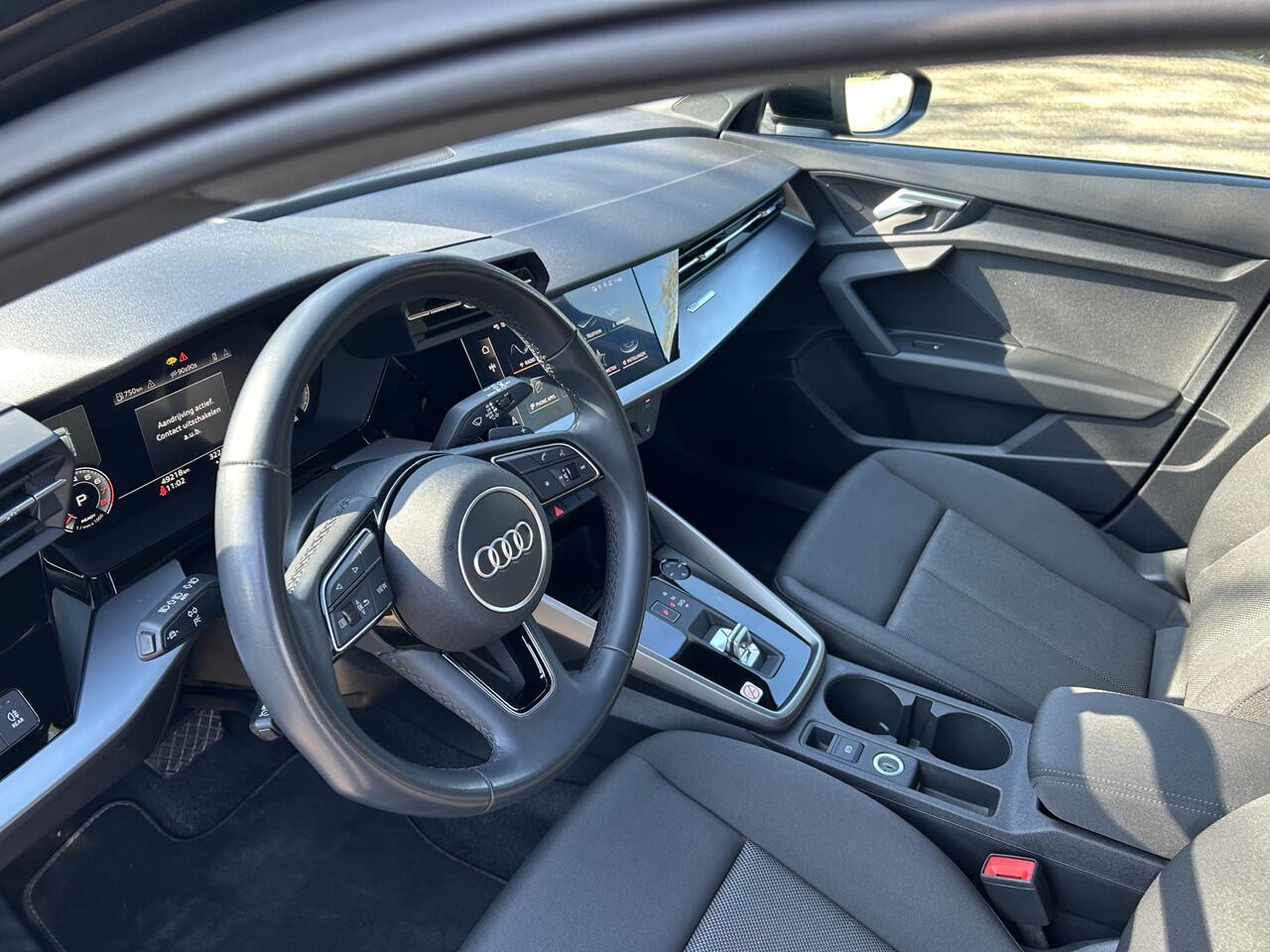 Audi A3 SPORTBACK S-Line Apple Carplay,Cruise control