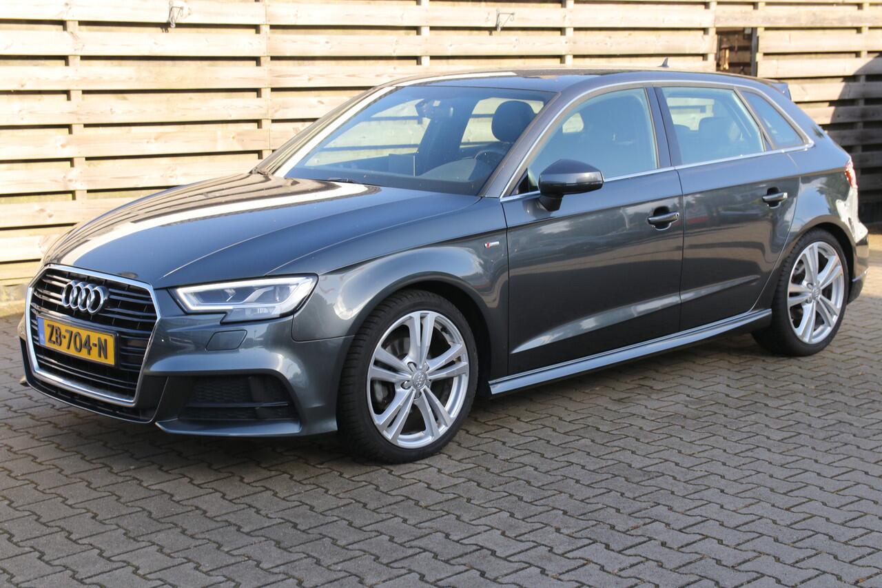 Audi A3 SPORTBACK 35 TFSI CoD Sport S Line Edition / Navi / Climate