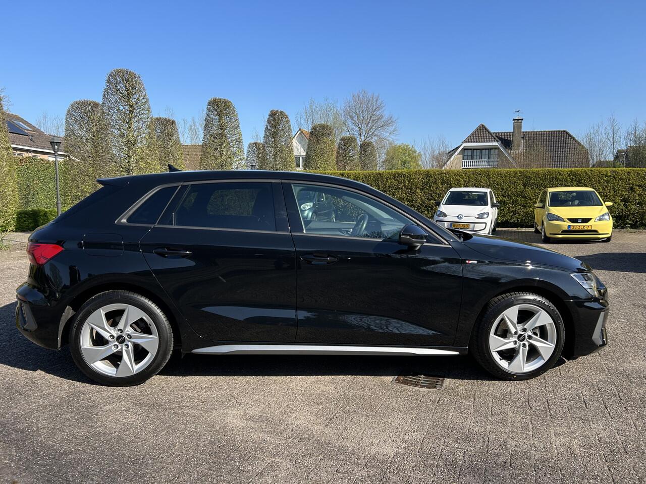 Audi A3 SPORTBACK S-Line Apple Carplay,Cruise control