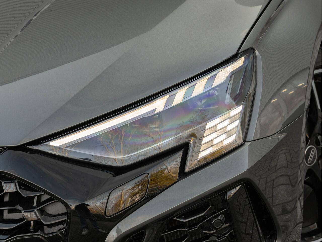 Audi A3 SPORTBACK 2.5 TFSI RS3 Quattro - Pano - Bang & Olufsen - ACC - RS Sportuitlaat