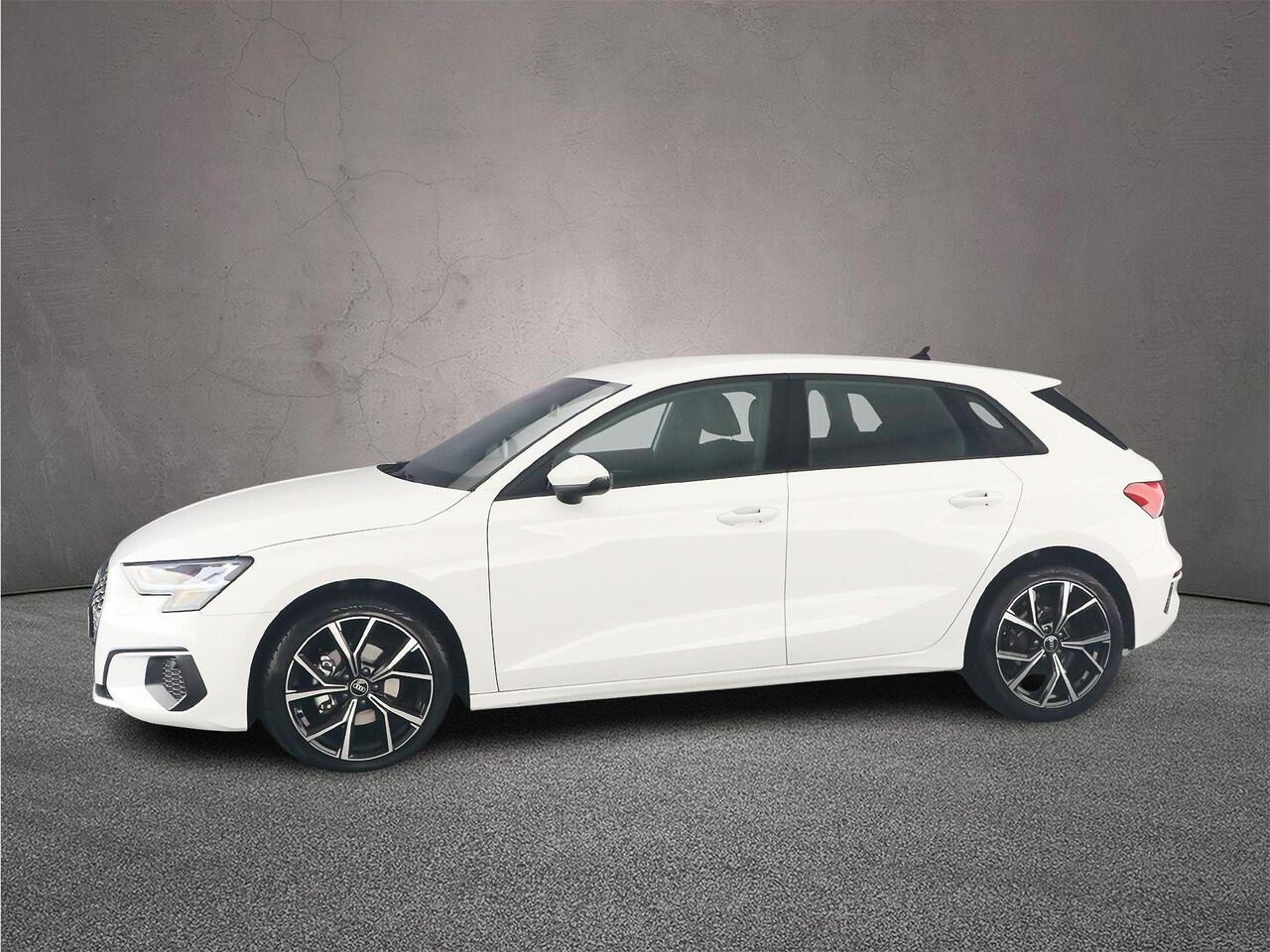 Audi A3 SPORTBACK 30 TFSI Pro Line s-tronic | 18 inch | LED | Cruise Control | Apple Carplay | Optiekzwart | Parkeersensoren |