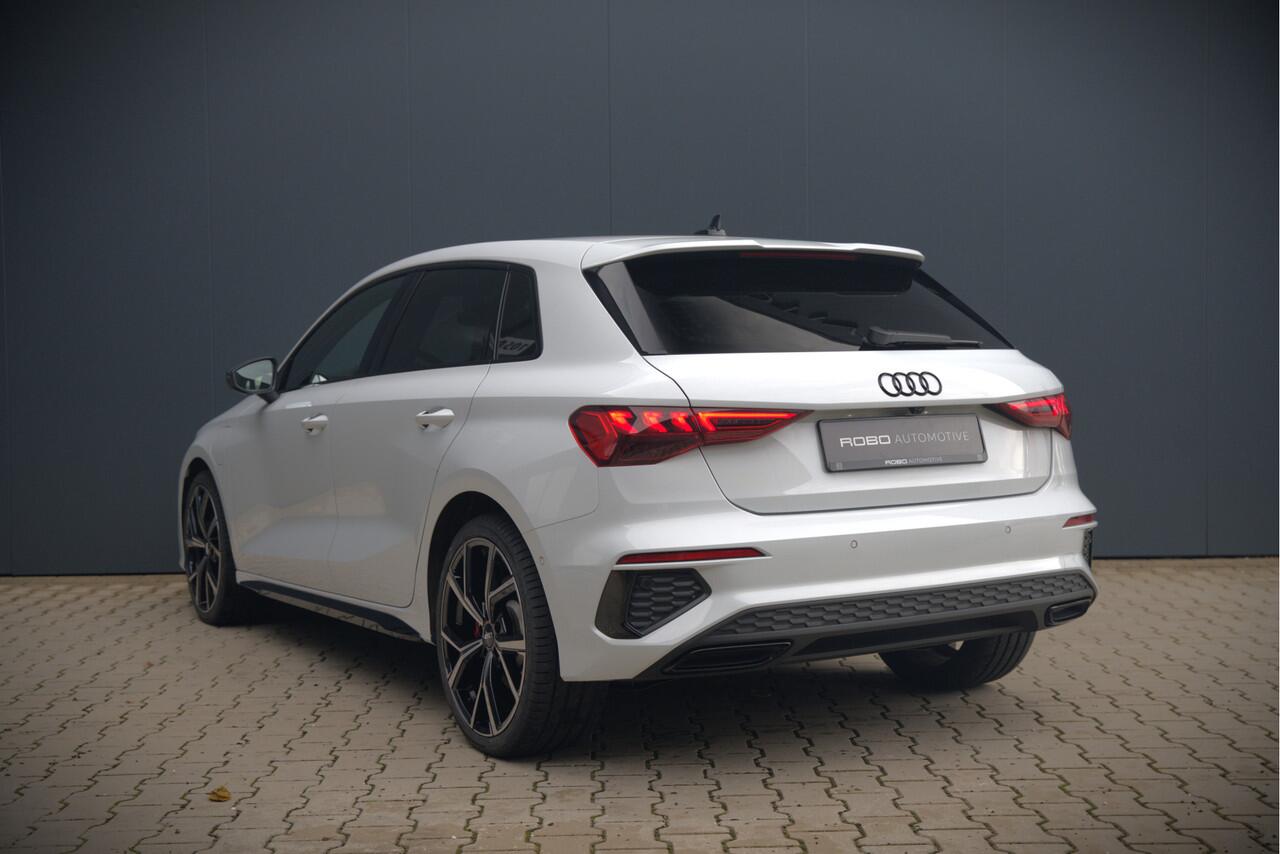 Audi A3 SPORTBACK 45 TFSI e S edition Competition | S-Line | RS Seats | Stoelverwarming | Camera | Navigatie | Cruise Control | LED | Keyless | Virtual Cockpit | Apple Carplay | Parkeersensoren |