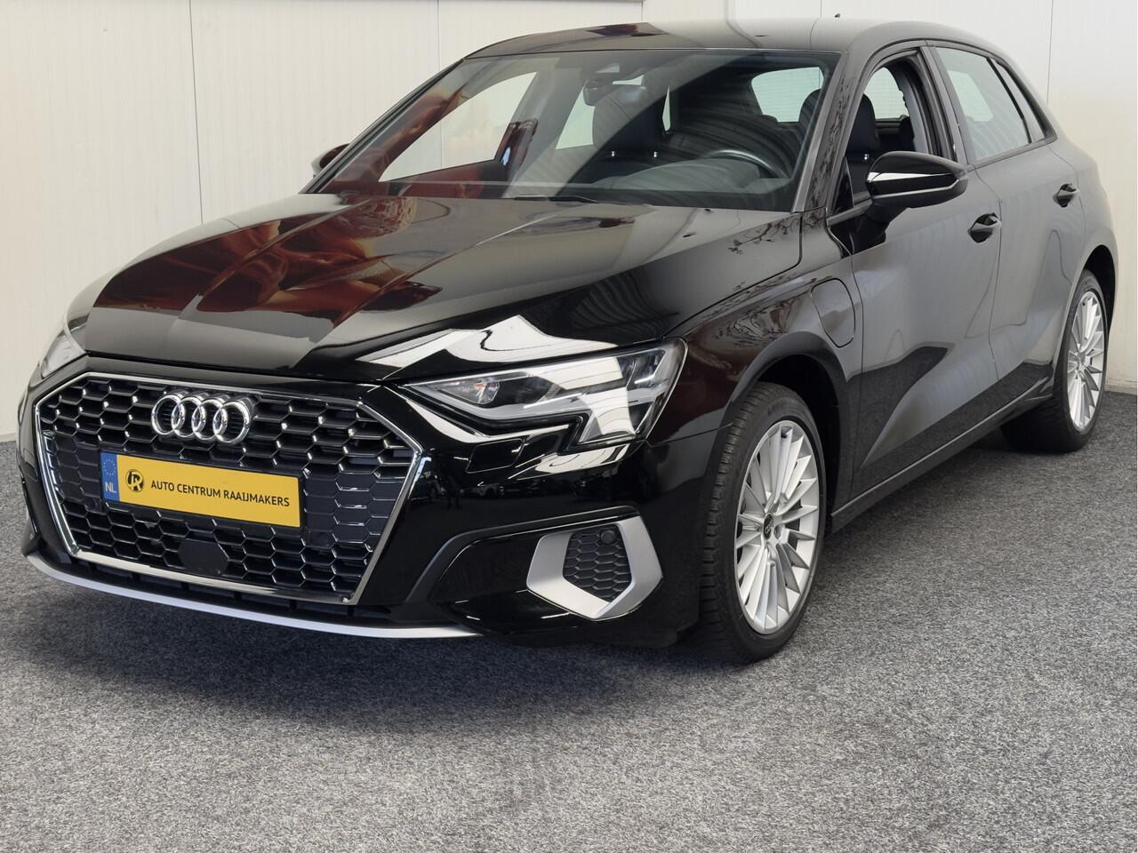 Audi A3 SPORTBACK 40 TFSI e EDITION PHEV NAVIGATIE CRUISE CONTROL CLIMATE CONTROL BLUETOOTH TELEFOON APPLE CARPLAY/ANDROID RIJSTROOKSENSOREN KEYLESS GO PDC ZEER MOOI !! 3010