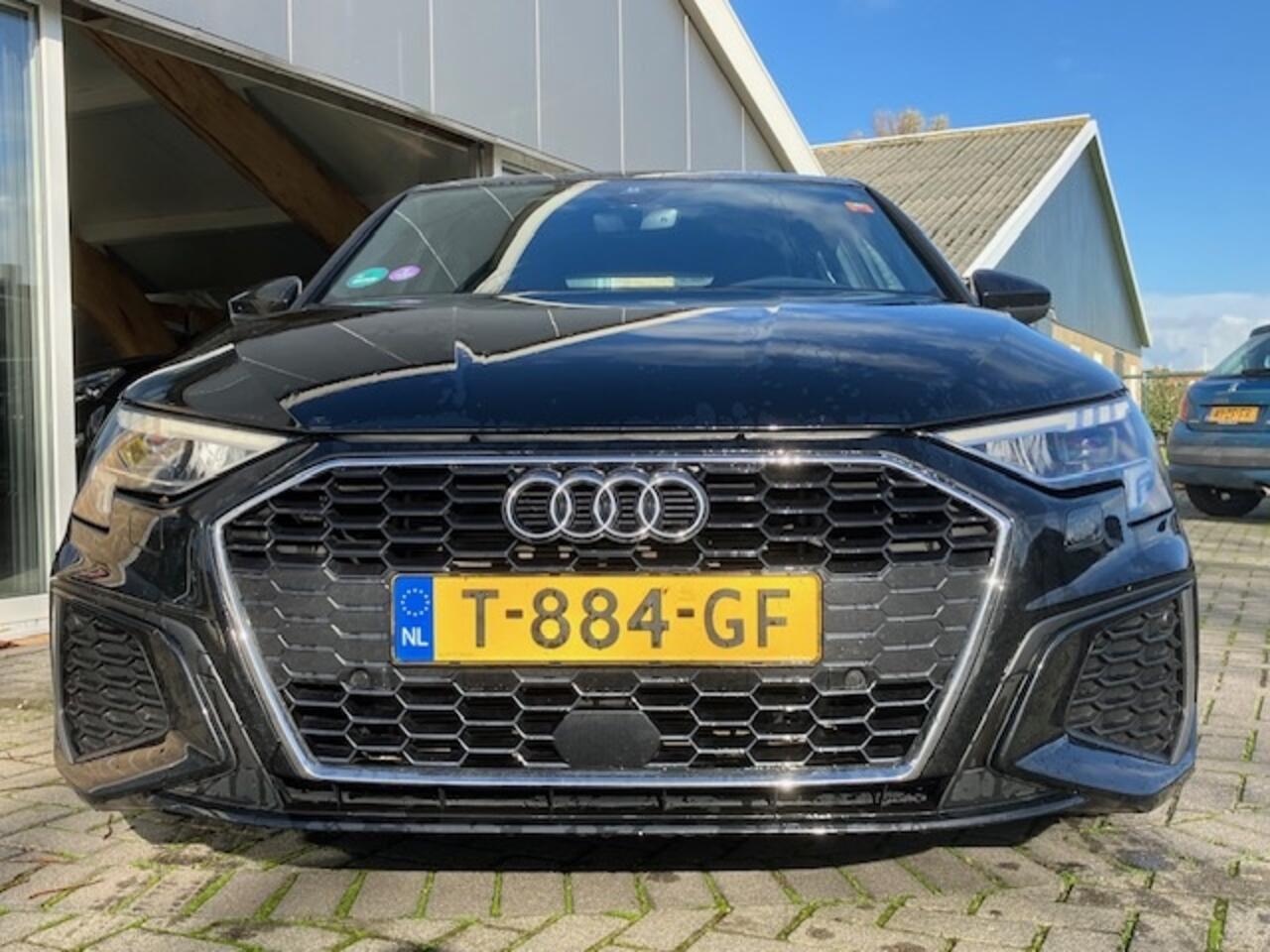 Audi A3 SPORTBACK 35 TFSI S-Line edition