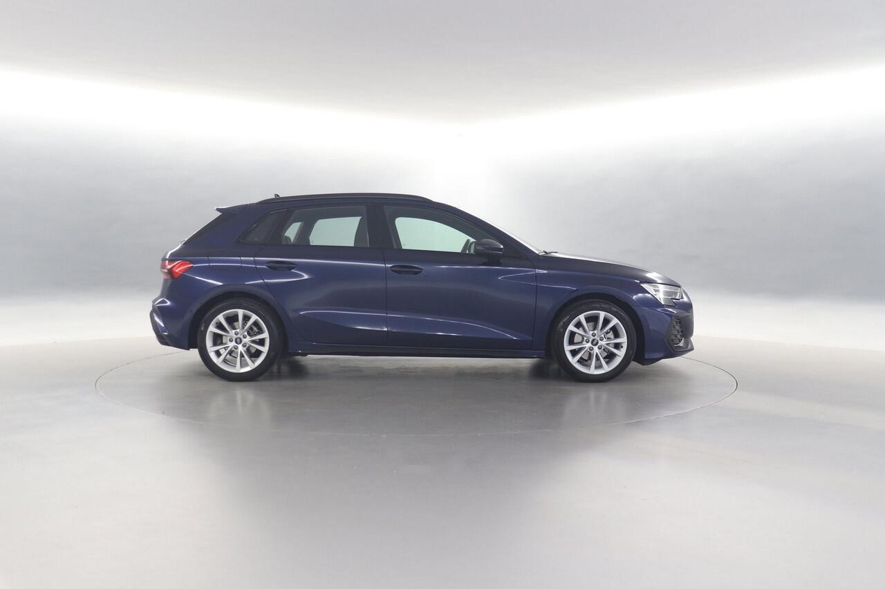 Audi A3 SPORTBACK 30 TFSI 115pk S-Line Edition S-Tronic / Navigatie / Adaptive Cruise Control / Parkeersensoren