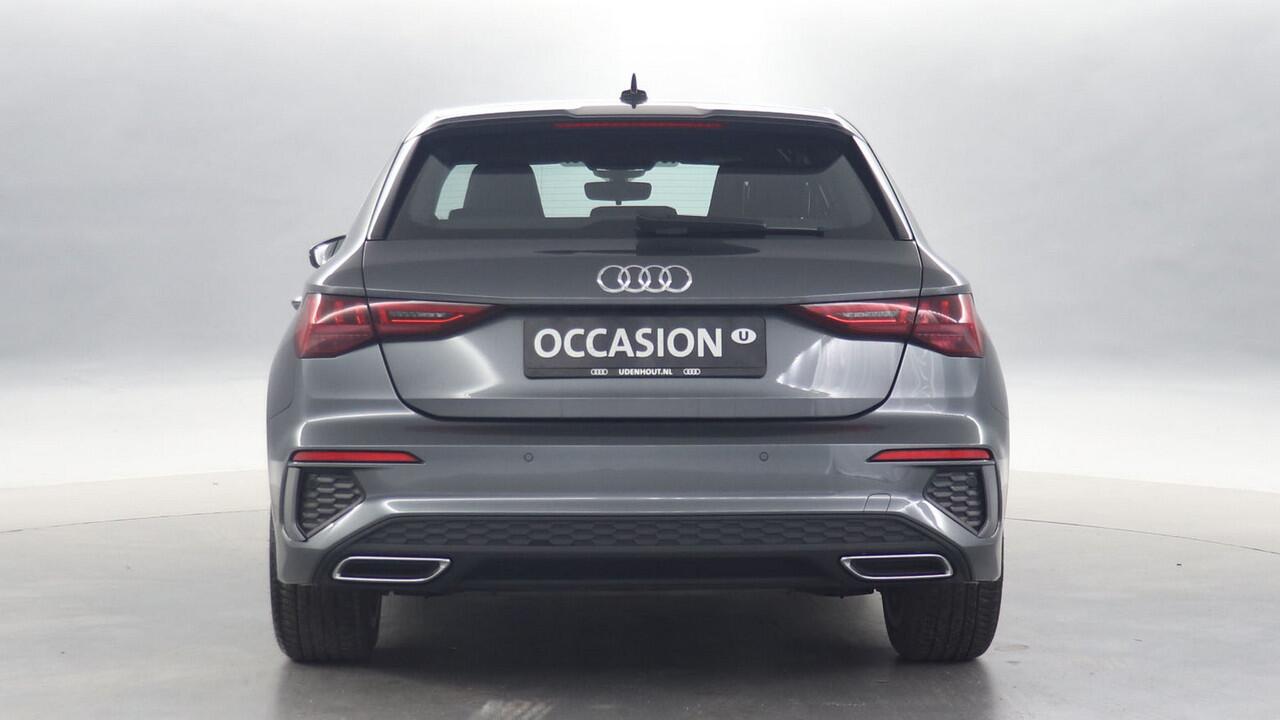 Audi A3 SPORTBACK 30 TFSI 110pk S Edition S-Tronic / Navigatie / Parkeersensoren / LED