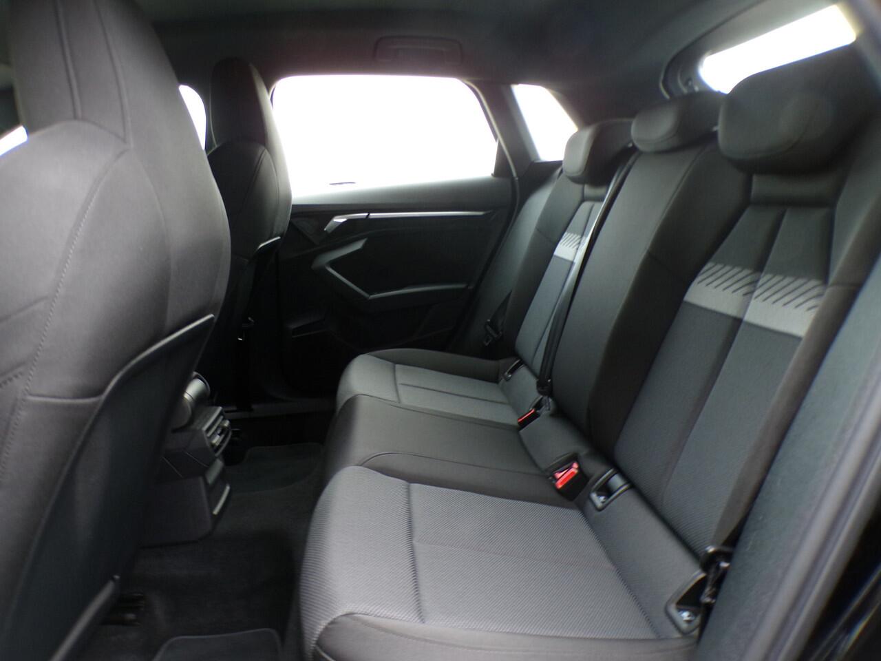 Audi A3 SPORTBACK 30 TFSI Advanced Edition, Automaat / Carplay + Android Auto / Full LED / Adaptive Cruise / PDC / Sportstoelen / 17' LMV