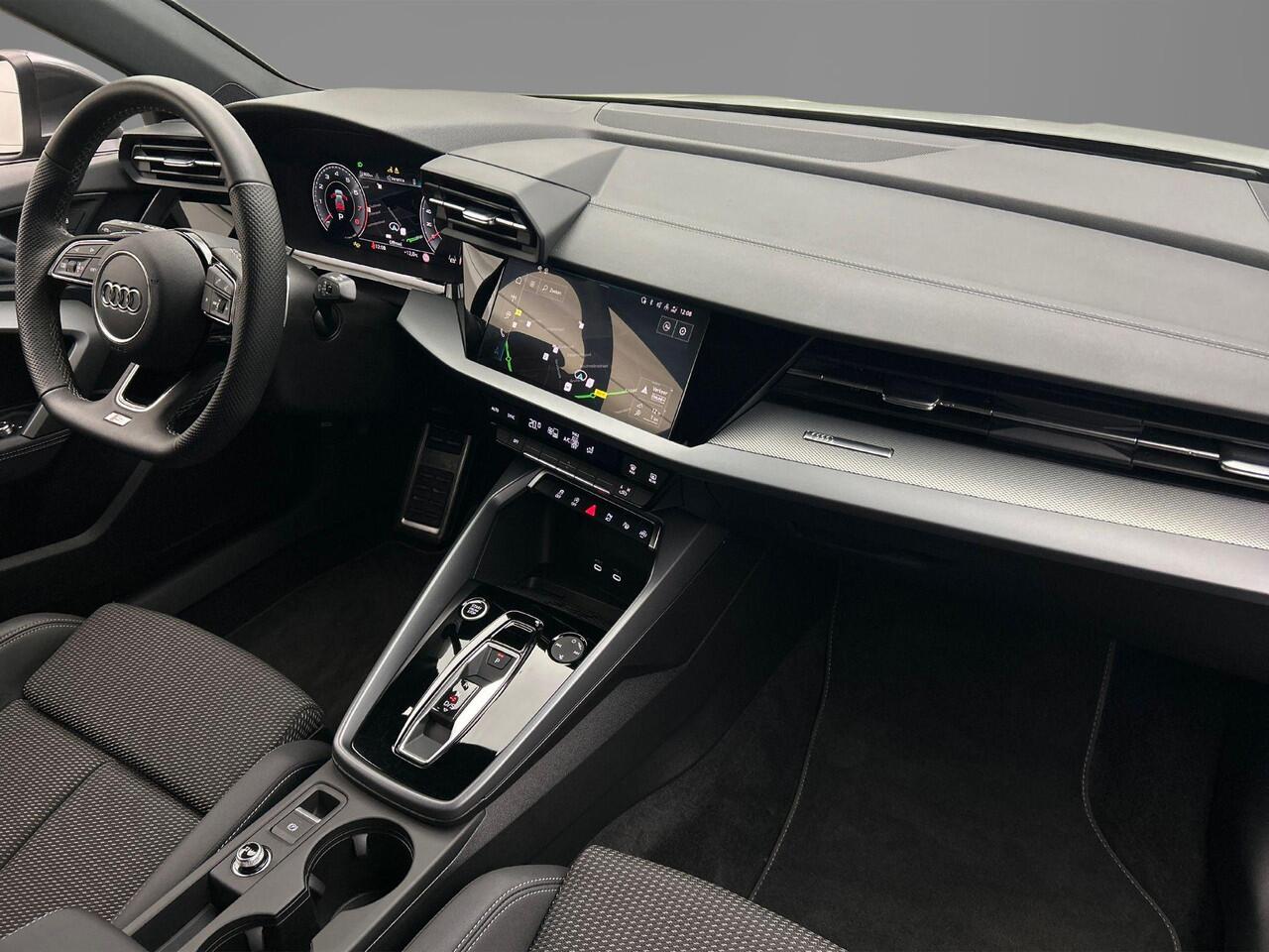 Audi A3 SPORTBACK 30 TFSI 110PK S edition | Led | Adaptive-Cruise | Achterruitrijcamera | Privacy-Glass | All-Season | Smartphone-Interface |