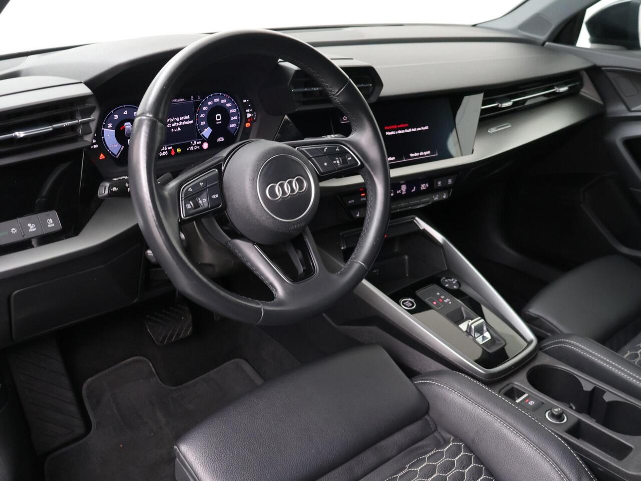 Audi A3 SPORTBACK 30 TFSI Advanced edition | 110 PK | Sportstoelen | Verwarmde voorstoelen | Navigatiesysteem |