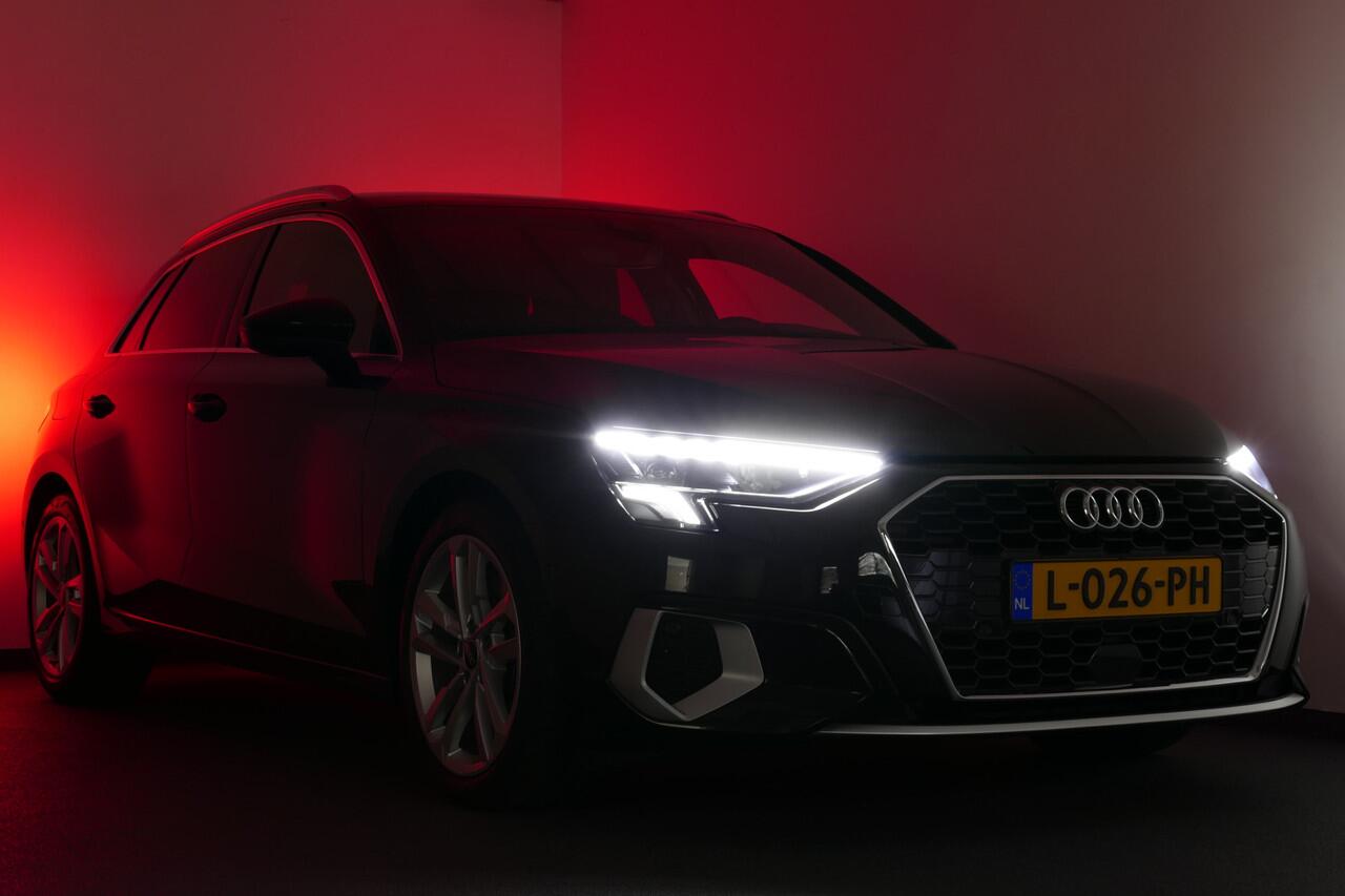 Audi A3 SPORTBACK 35 150pk TFSI Business edition. Camera, Navi, Virt Cockpit, Clima, Haak 1500kg