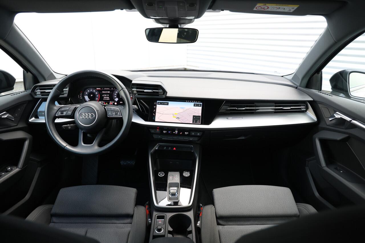 Audi A3 SPORTBACK 30 TFSI Black Edition Aut. NAP|Trekhaak|Sportst|Dynamisch|Virtual