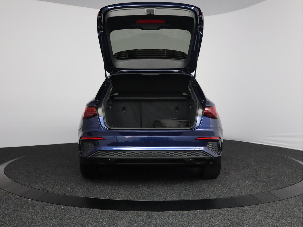 Audi A3 SPORTBACK 45 TFSI e S-line | Plug-In Hybrid | Navigatie |