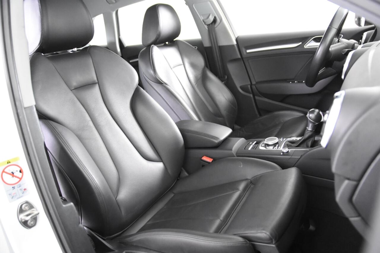 Audi A3 SPORTBACK 40 TFSI e Advance Sport *1ste Eigenaar*Leer*Stoelverwarming*Navigatie*