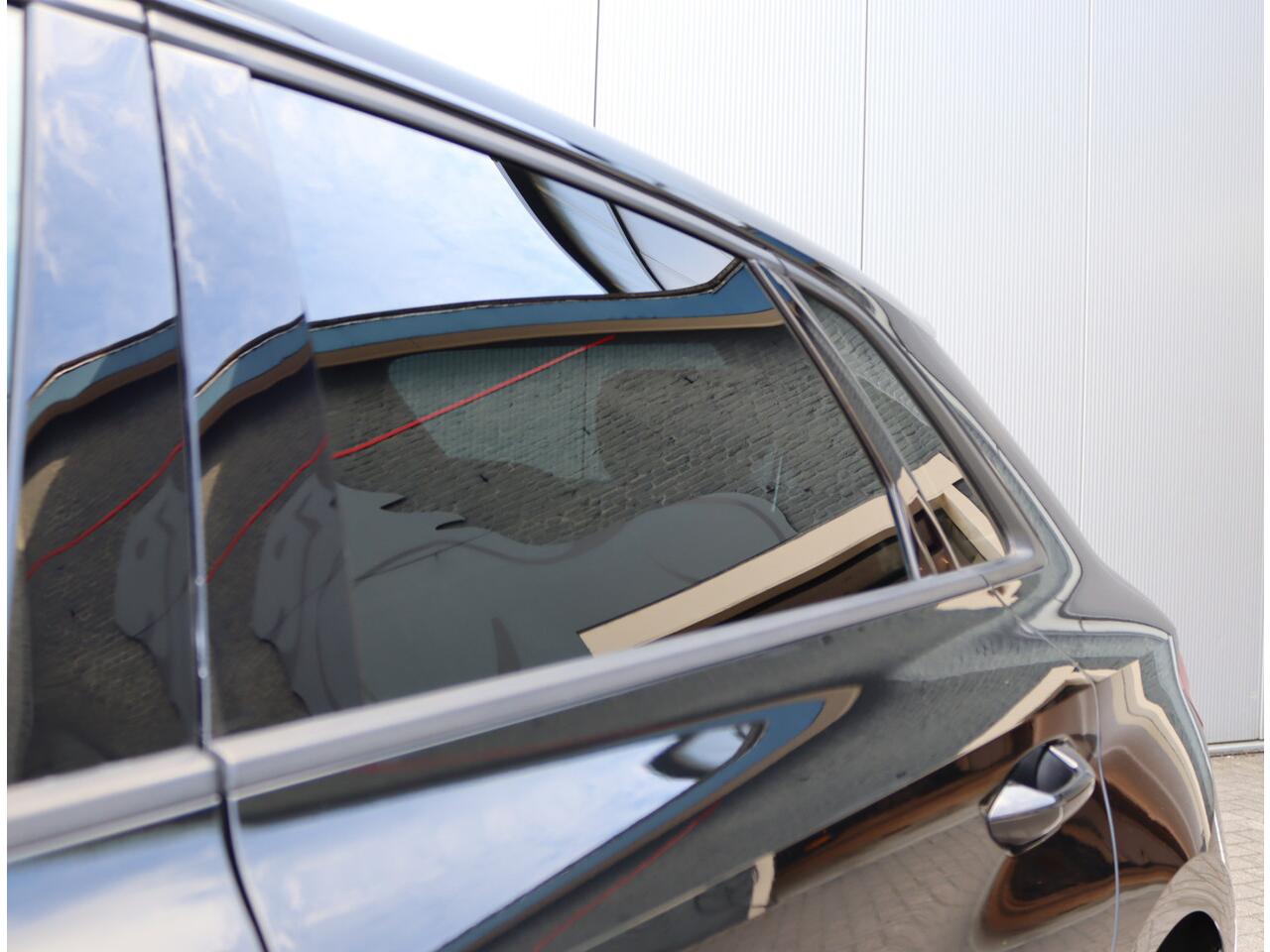 Audi A3 SPORTBACK 35 TFSI S-Line | Navigatie | ACC | Stoelverwarming | 150PK