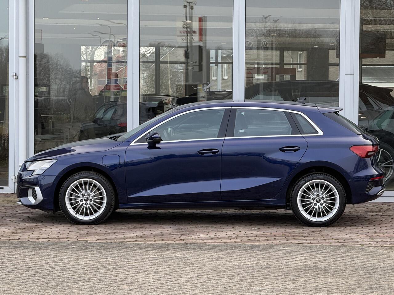 Audi A3 SPORTBACK 40 TFSI e Advanced edition | Leer | Stoelverwarming