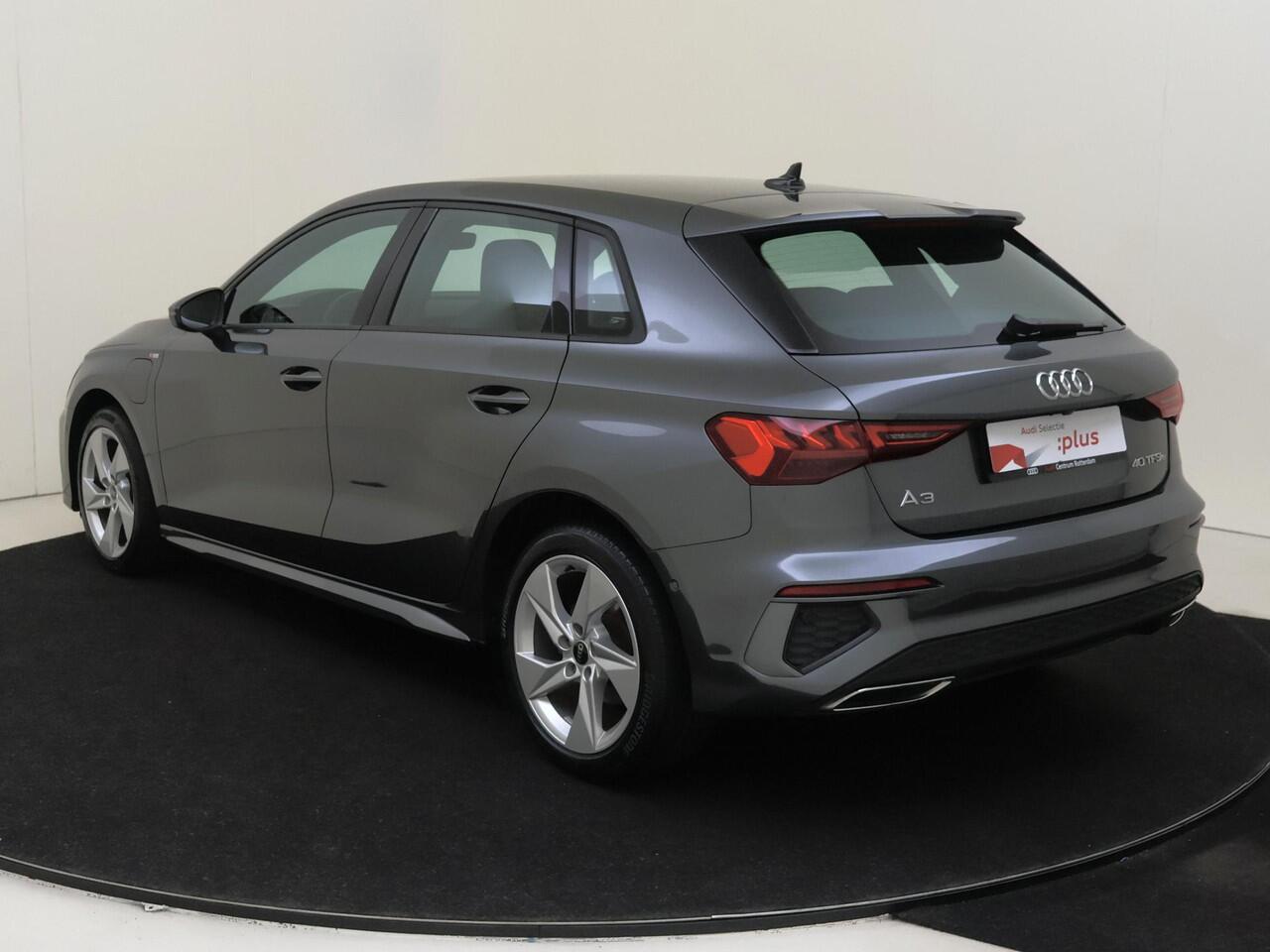 Audi A3 SPORTBACK 40 TFSI e S edition | Virtual cockpit Plus | Parkeerassistent | Achteruitrijcamera | Stoelverwarming | Leder/alcantara bekleding | Navigatie Plus | CarPlay |