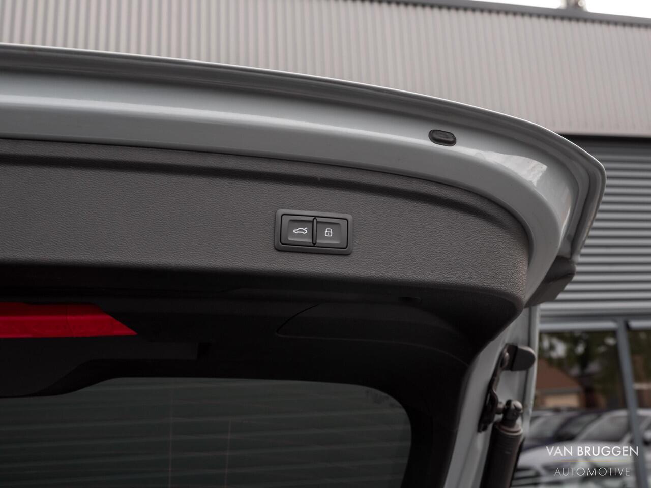 Audi A3 SPORTBACK 45 TFSI e S-Line Pano S3 B&O Carbon Sfeer ACC BTW Matrix