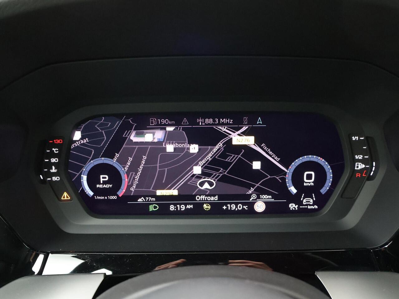 Audi A3 SPORTBACK 35 TFSI Business edition | 150 PK | Automaat | Multifunctioneel stuurwiel | Adaptive Cruisecontrol | Parkeersensoren |