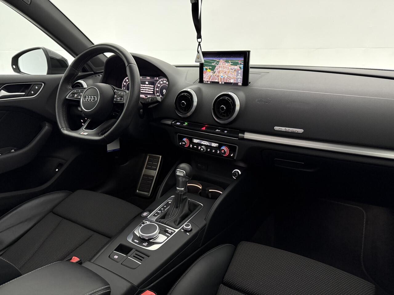 Audi A3 SPORTBACK 40 e-tron 225PK S-line | Pano | Virtual | LED | Carplay | Adaptive Cruise | Stoelverw. l NAP