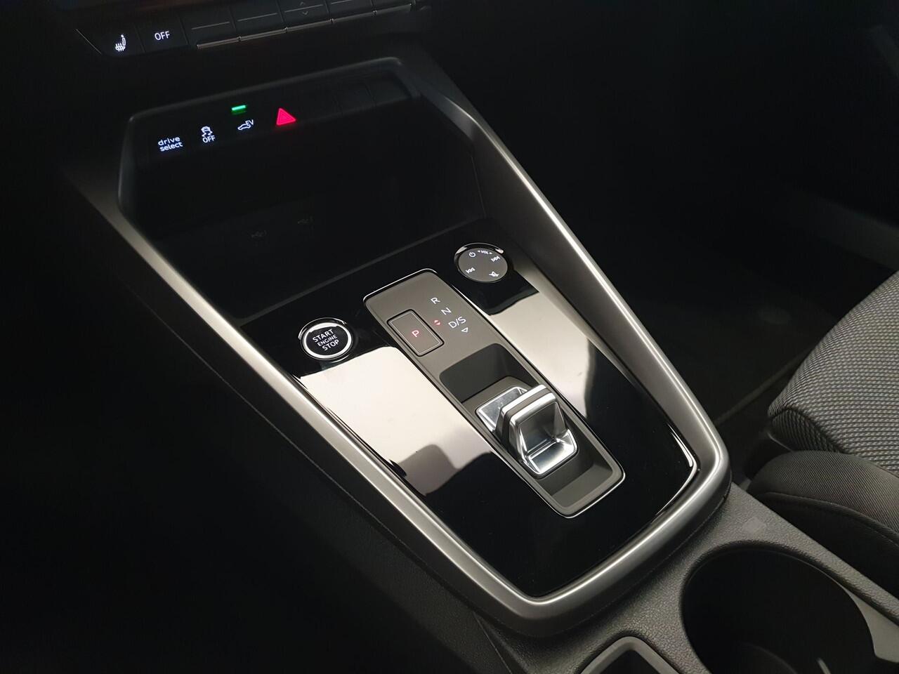 Audi A3 SPORTBACK 40 TFSI e 204pk S-Line S-Tronic ACC, App connect, Virtual cockpit