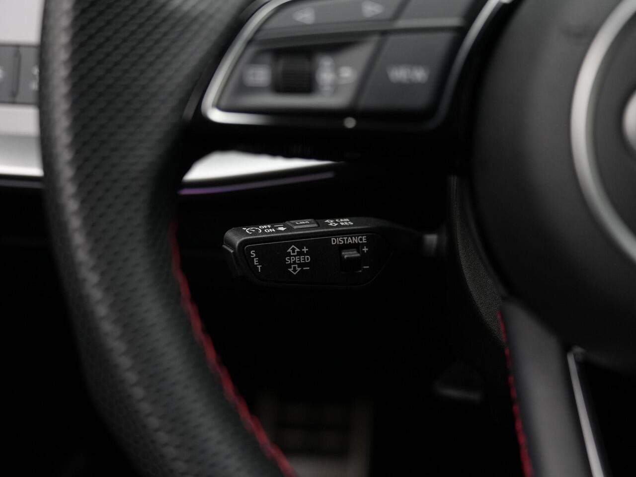 Audi A3 SPORTBACK 45 TFSI e 245 pk S edition Competition / S-Line | Panoramadak | Carbon pakket | Nappa leder | Matrix LED | Bang & Olufsen | Adaptive Cruise