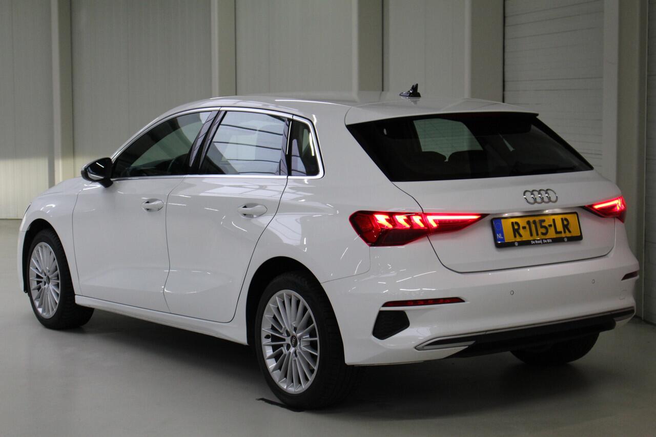 Audi A3 SPORTBACK 30 TFSI Advanced edition Navigatie | Climate control | Cruise Control | Lichtmetalen velgen