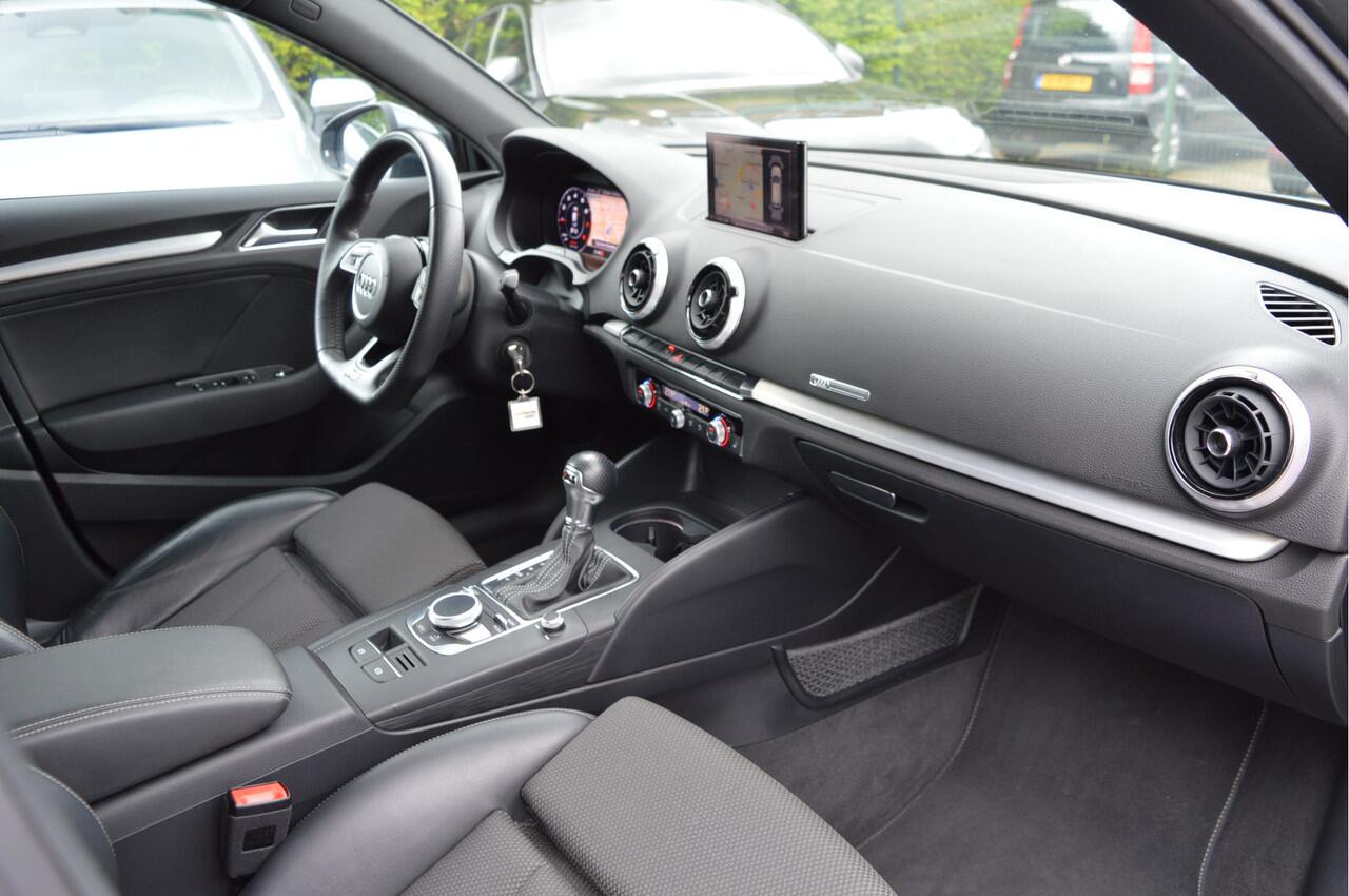 Audi A3 SPORTBACK 35 TFSI Sport S Line Ed. NL-Auto / Virtual / Schuifdak