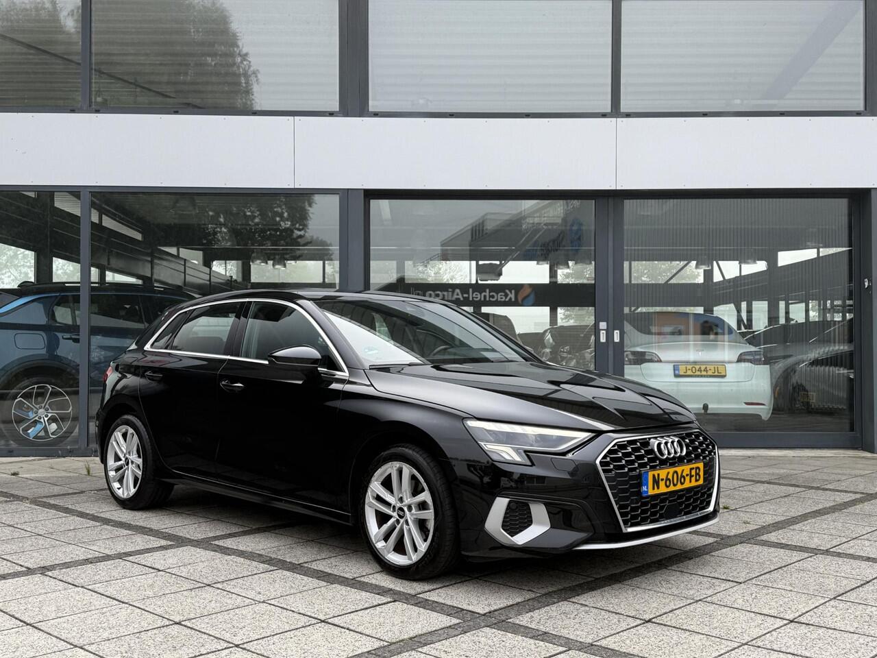 Audi A3 SPORTBACK 30 TFSI Aut. Advanced ed. | Virtual | ALU | Navi | ECC | Carplay |