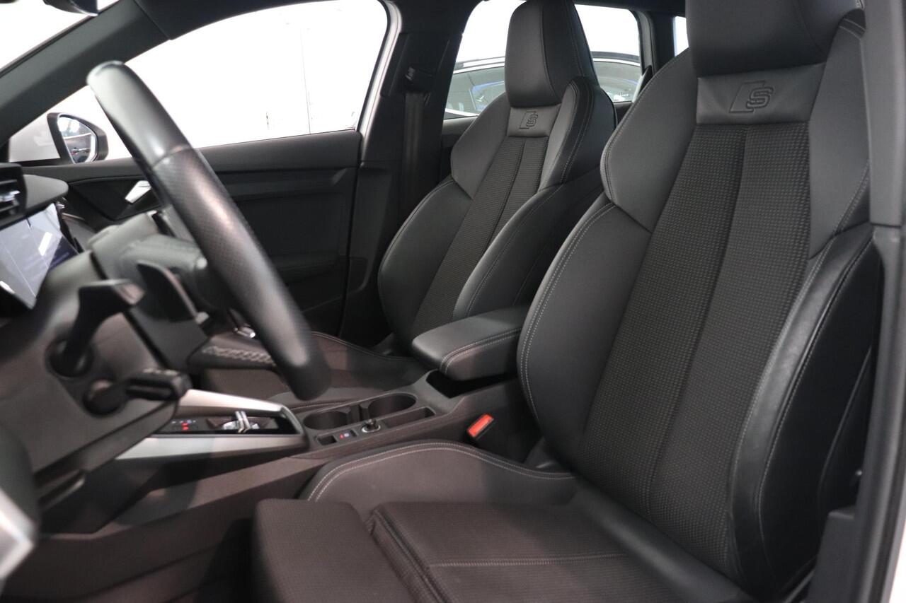 Audi A3 SPORTBACK 40 TFSI e Edition 205 Pk. | Camera | B & O premium audio | Navigatie | Matrix LED | AppleCarplay AndroidAuto |