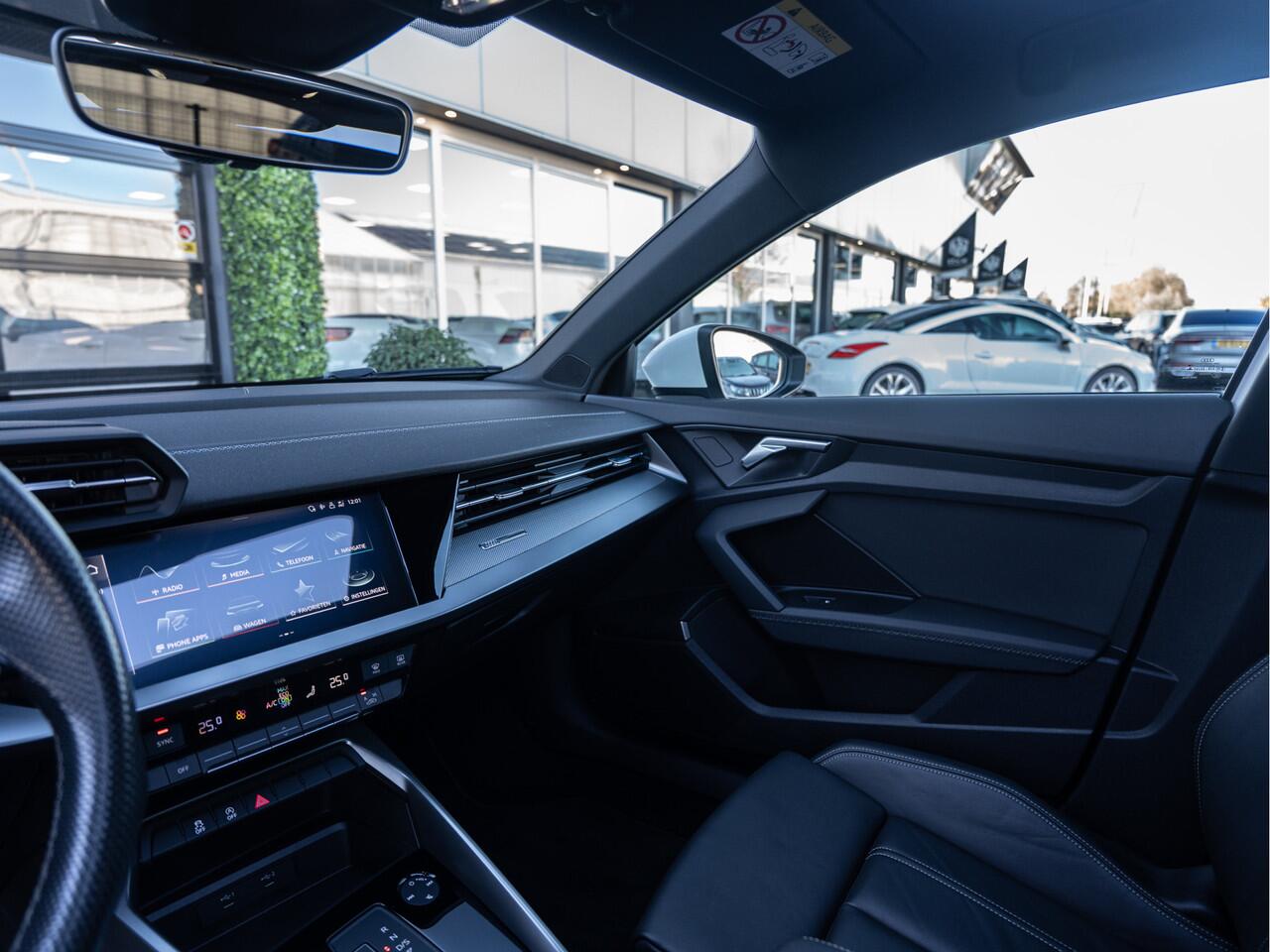 Audi A3 SPORTBACK 35 TDI 150PK DSG S edition | Pano | B&O | ACC | Carplay |