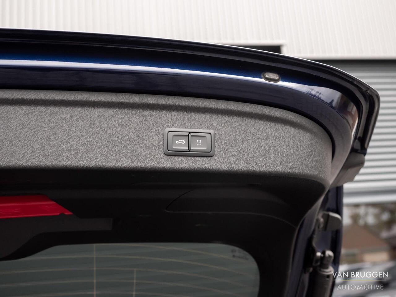 Audi A3 SPORTBACK 35 TFSI S edition Pano S3 Matrix Camera ACC CarPlay