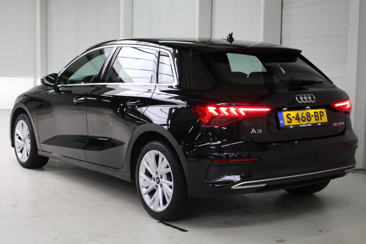 Audi A3 SPORTBACK 30 TFSI Advanced edition Navigatie | Cruise Control | 17" Velgen | PDC