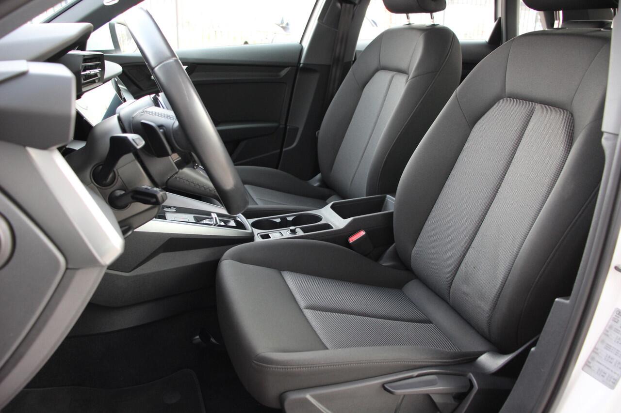 Audi A3 SPORTBACK 40 TFSI e Business edition | Cruise | DAB | Trekhaak