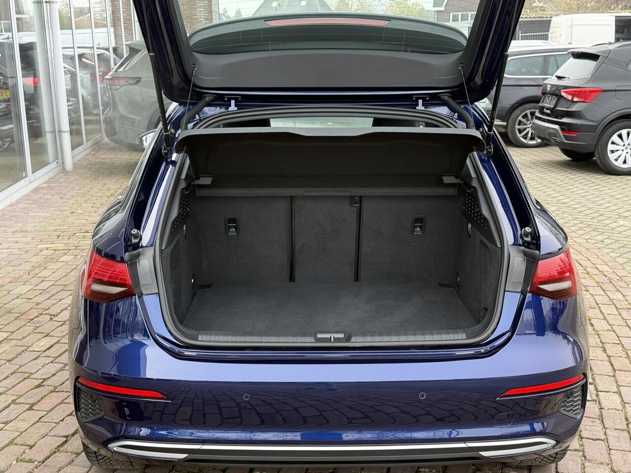 Audi A3 SPORTBACK 40 TFSI e Advanced edition | Leer | Stoelverwarming