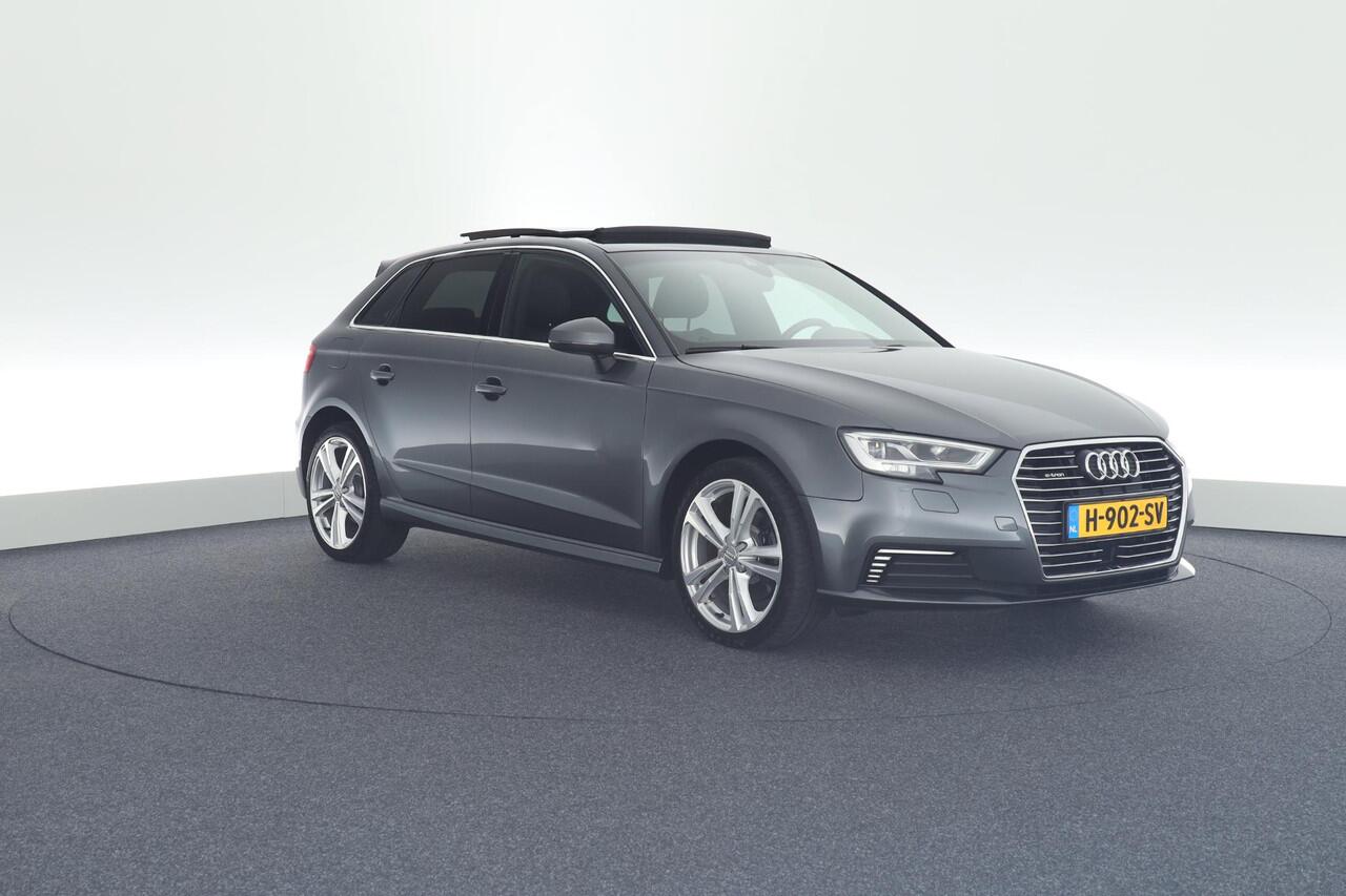 Audi A3 SPORTBACK 40 e-tron 204pk S-Line Trekhaak Keyless Stoelverwarming Panoramadak Navigatie