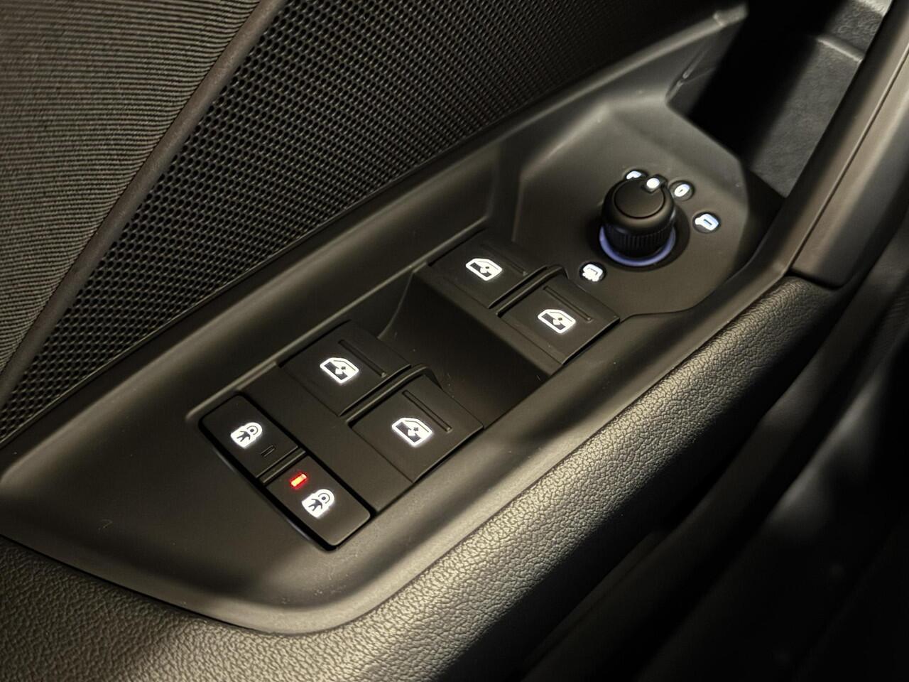 Audi A3 SPORTBACK 30 TFSI S edition | Automaat | Airco | Carplay | Cruise | LED | Navi | LM velgen | ( Vestiging - Nieuwegein )